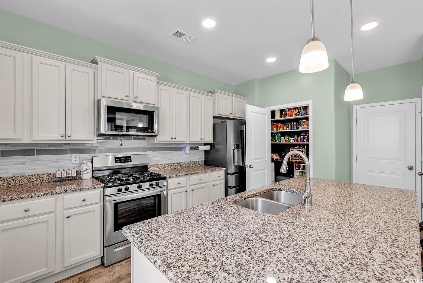 408 Carmello Circle Property Photo 9