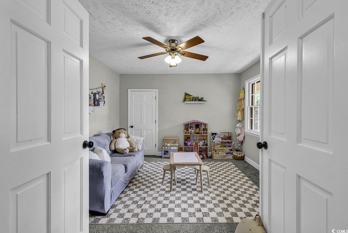 1305 Forest View Rd. Property Photo 4