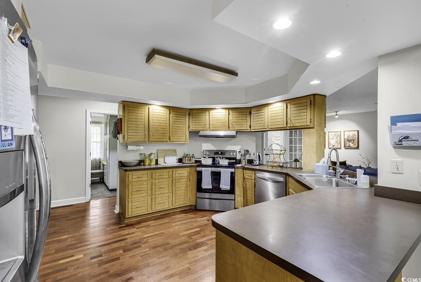 1305 Forest View Rd. Property Photo 13