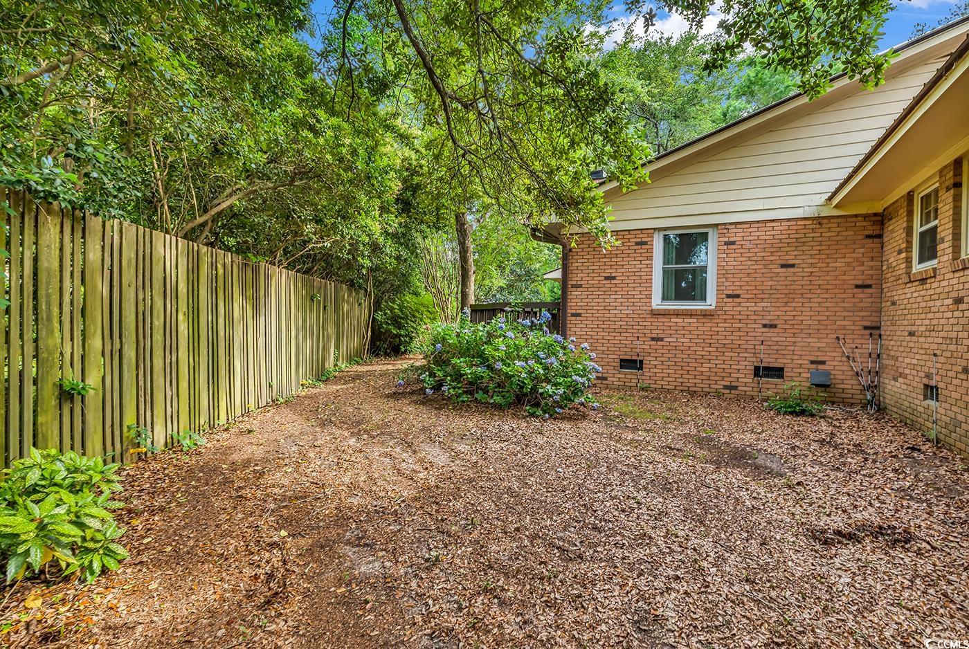1305 Forest View Rd. Property Photo 35
