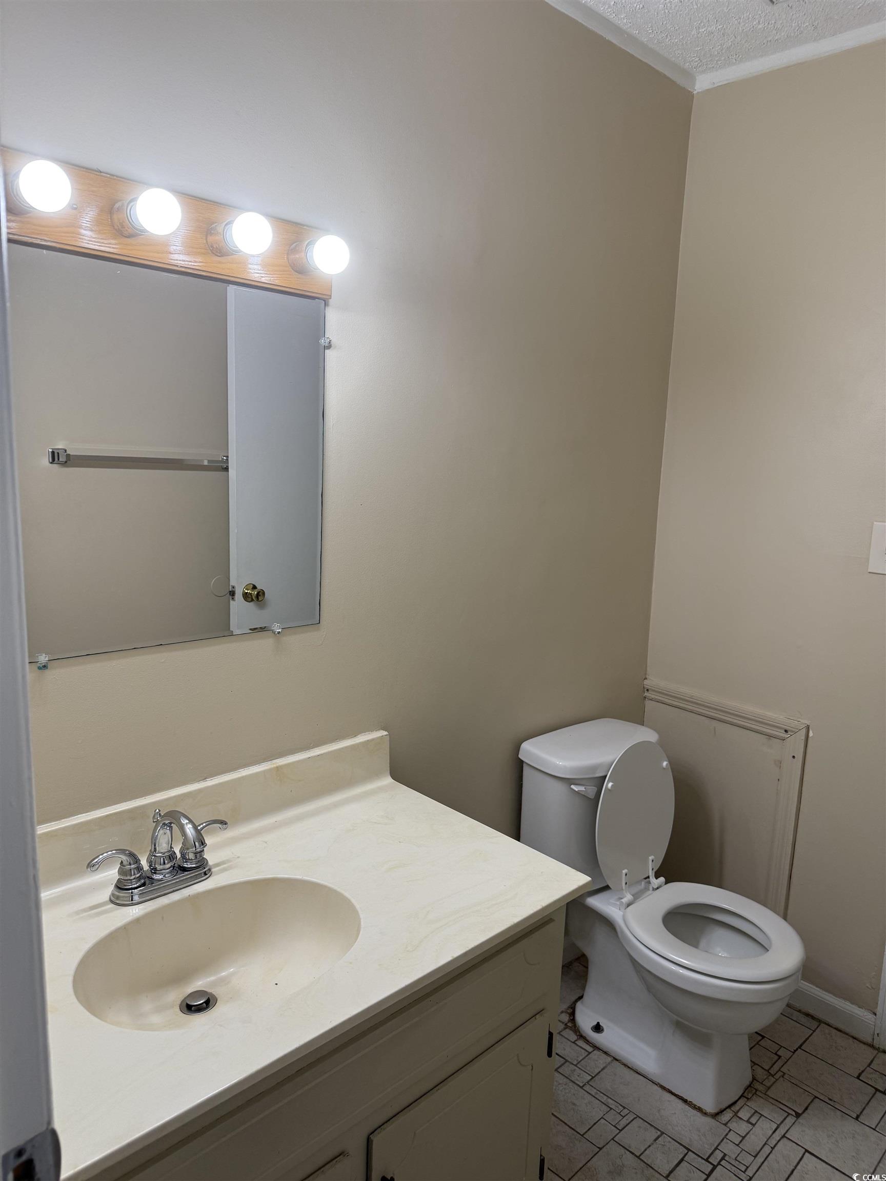 615 Todd Blvd. Property Photo 14