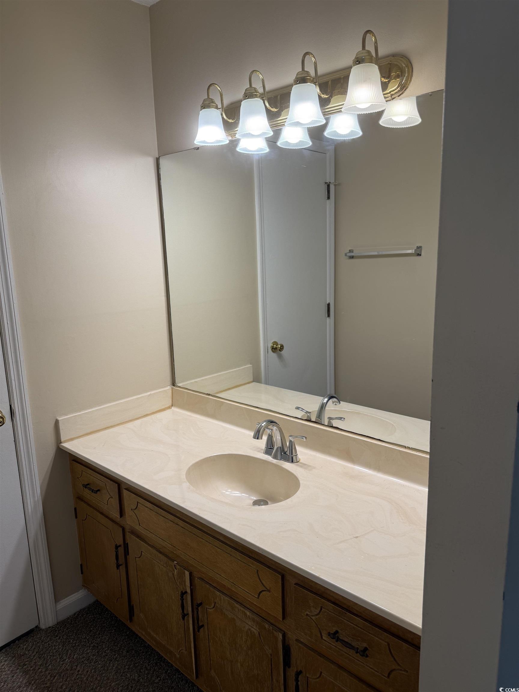 615 Todd Blvd. Property Photo 15