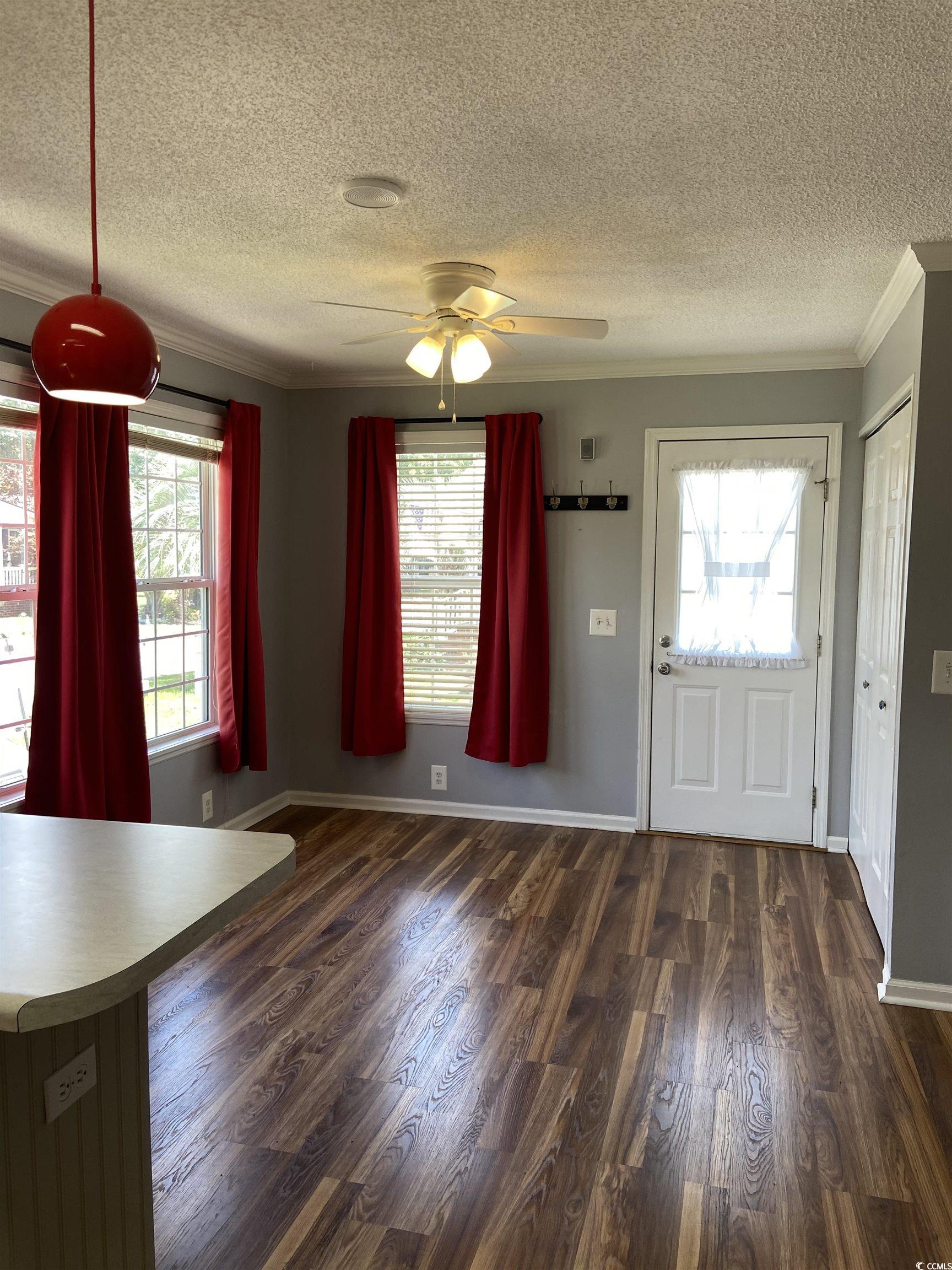 1679 Perry Circle Property Photo 9