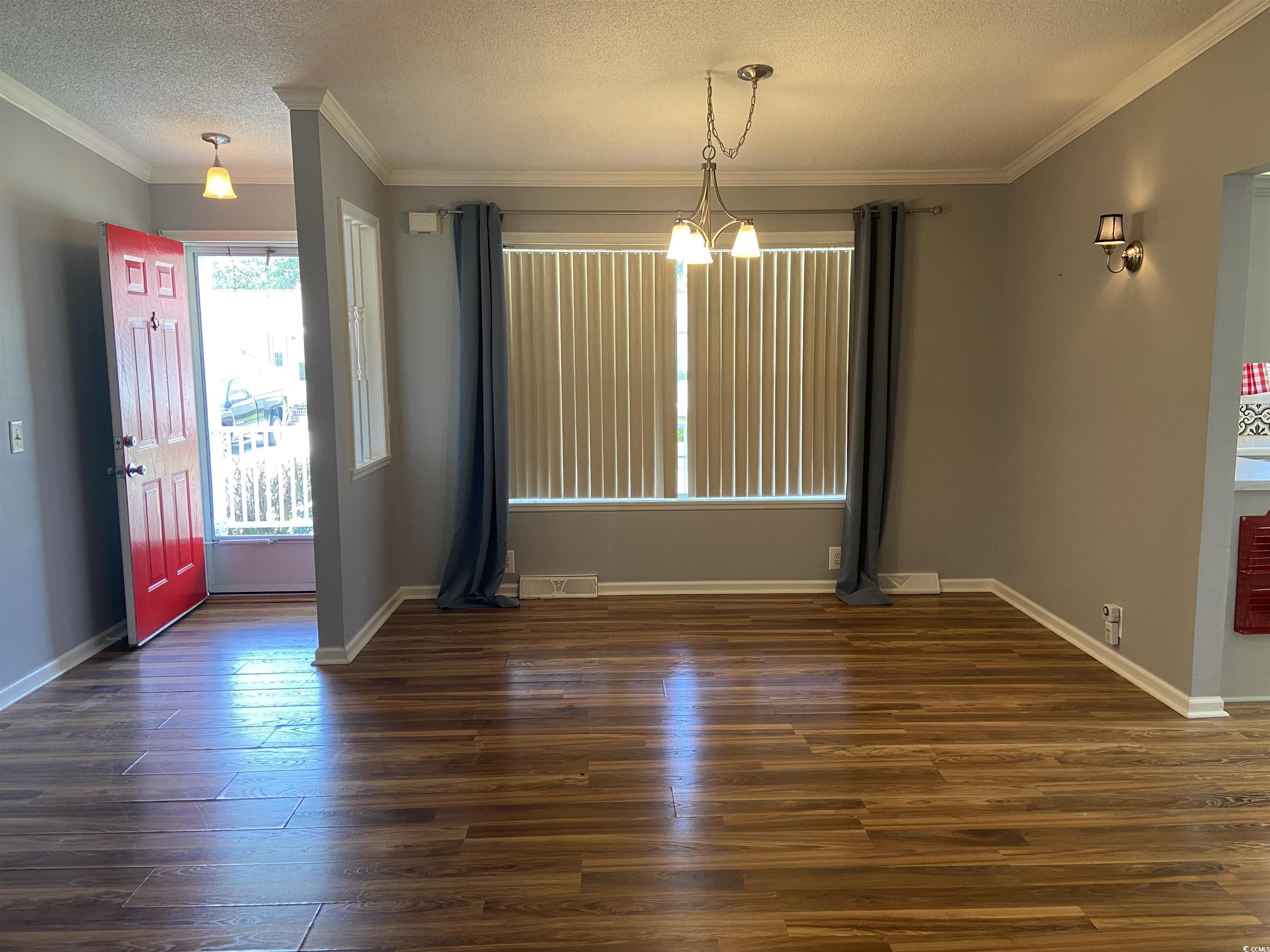 1679 Perry Circle Property Photo 15