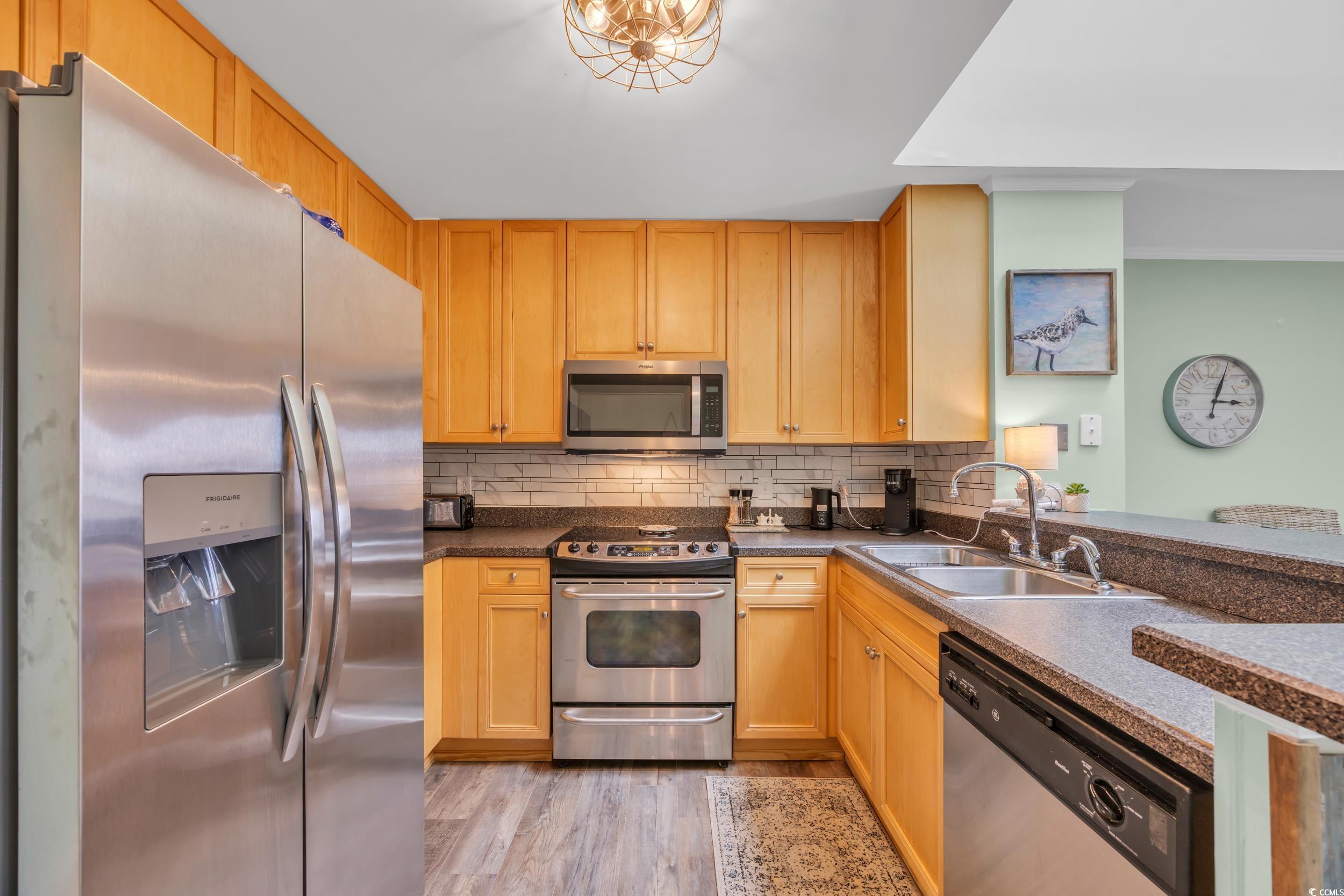 207 N Ocean Blvd. Property Photo 6