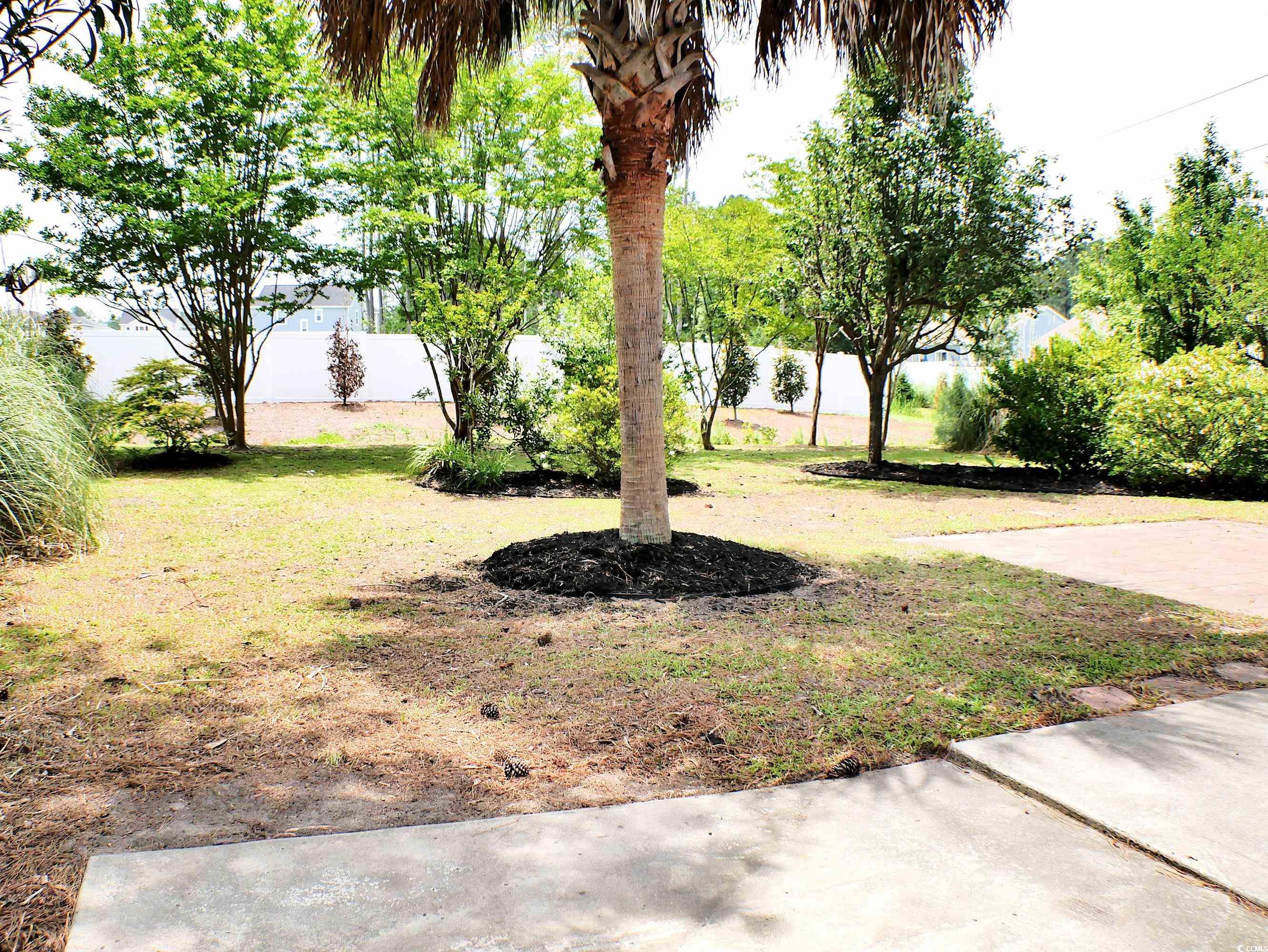 230 Vermillion Dr. Property Photo 24