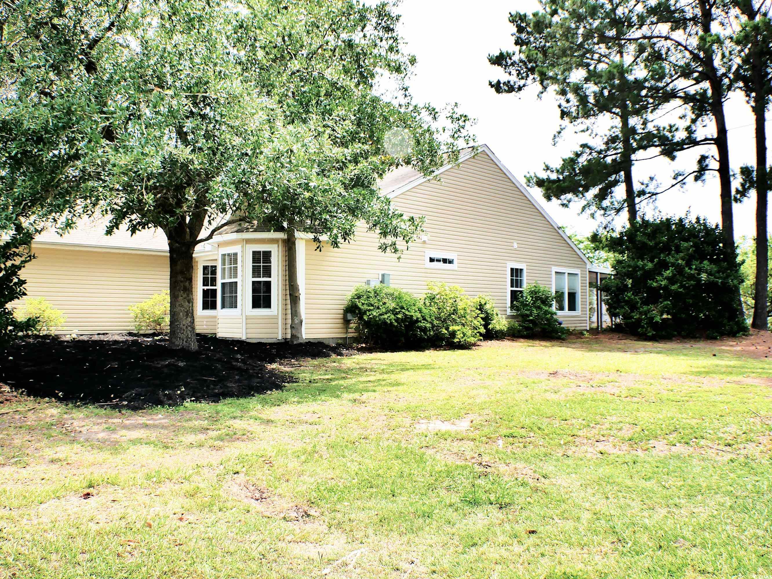 230 Vermillion Dr. Property Photo 28
