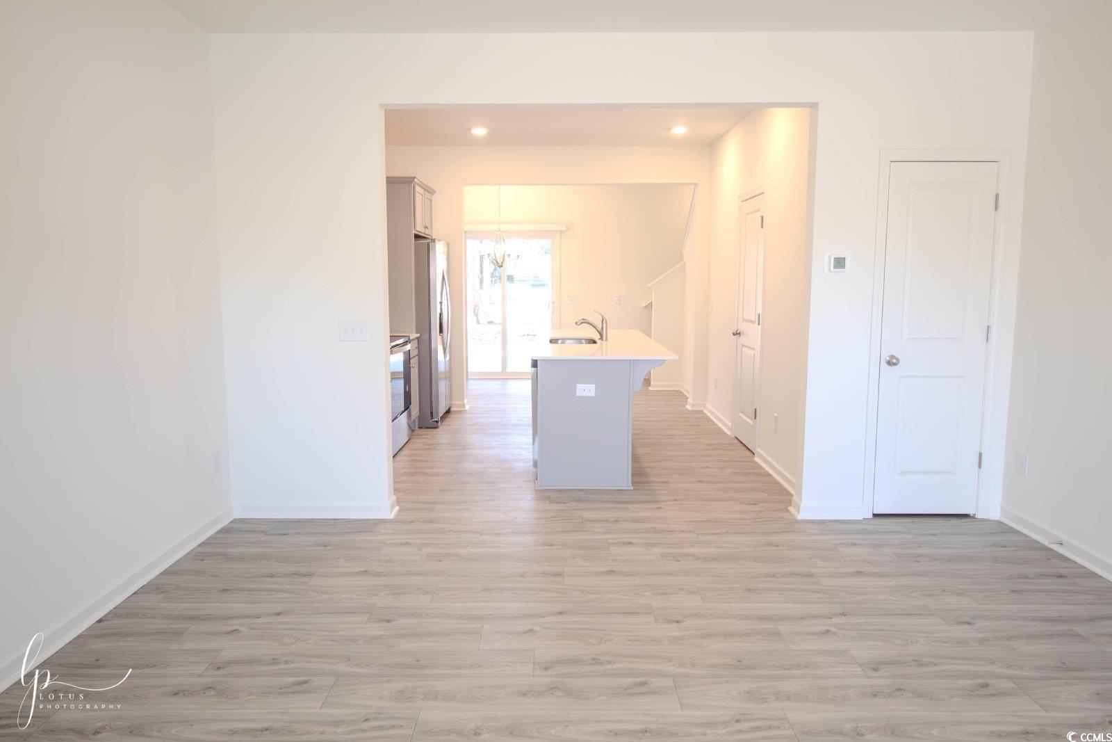 172 Crescent Way Property Photo 4
