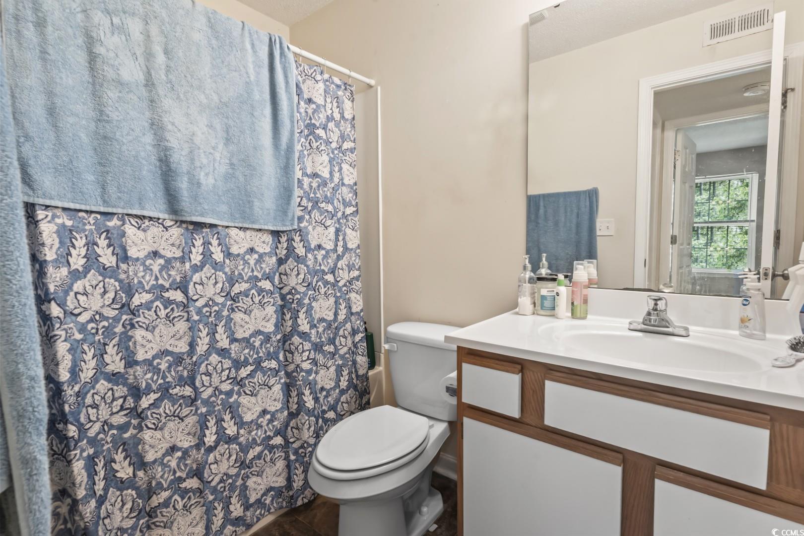 2280 Andover Dr. Property Photo 11