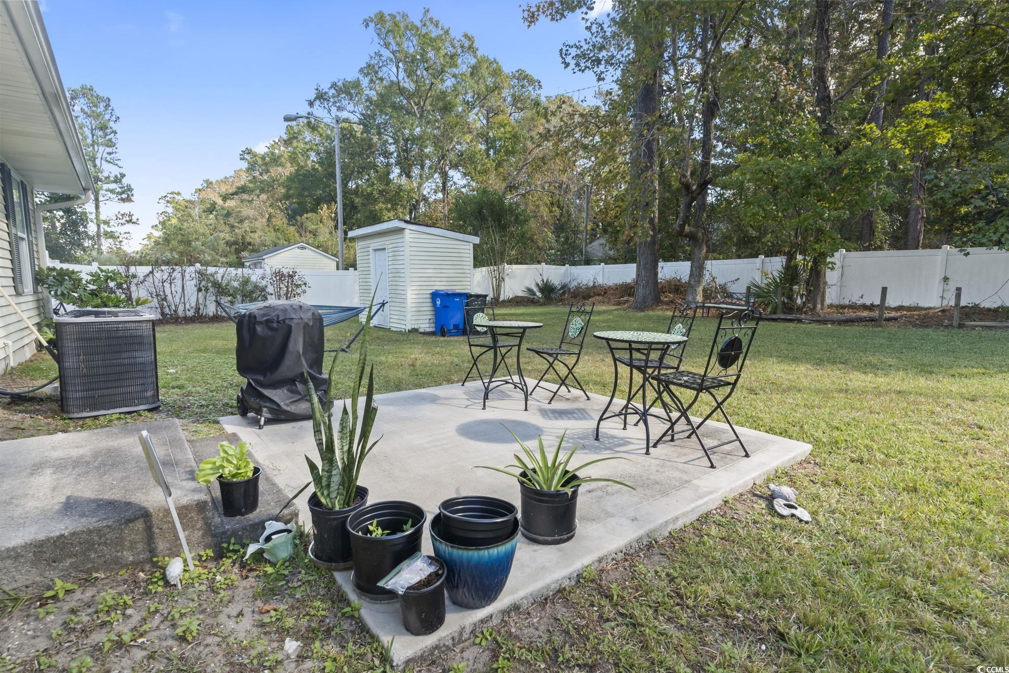 1300 Ragin St. Property Photo 22
