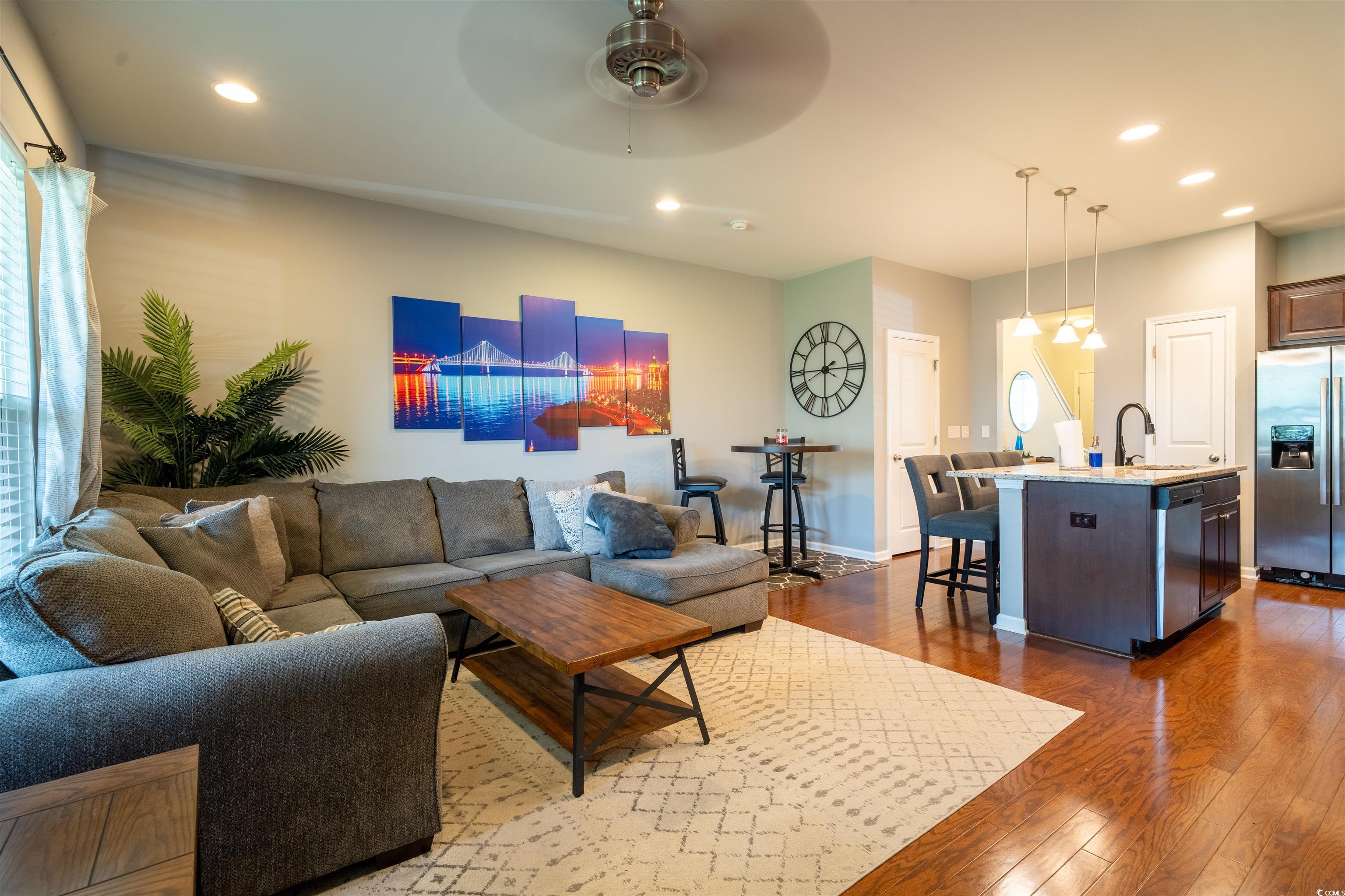 318 Castle Dr. Property Photo 3