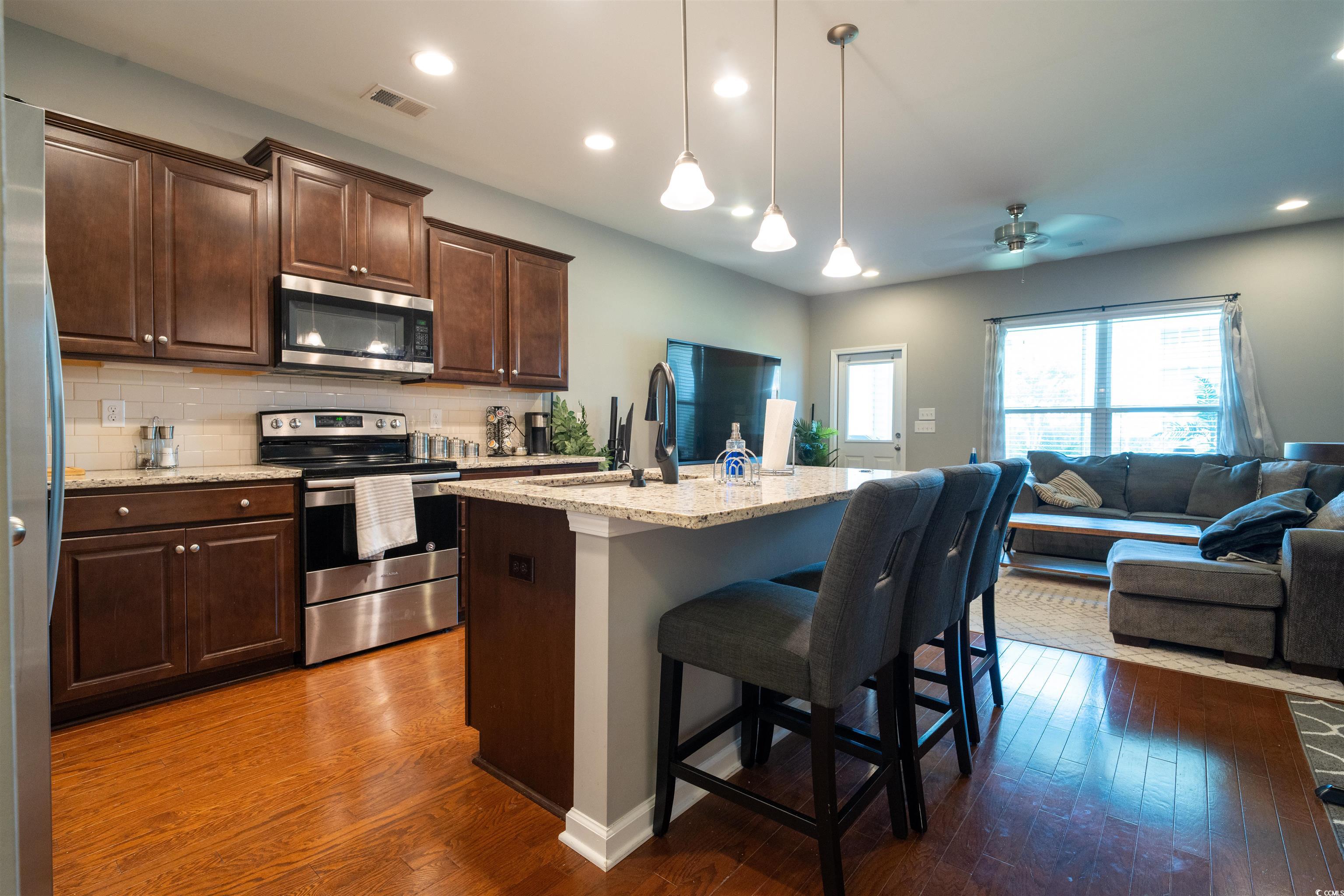 318 Castle Dr. Property Photo 7