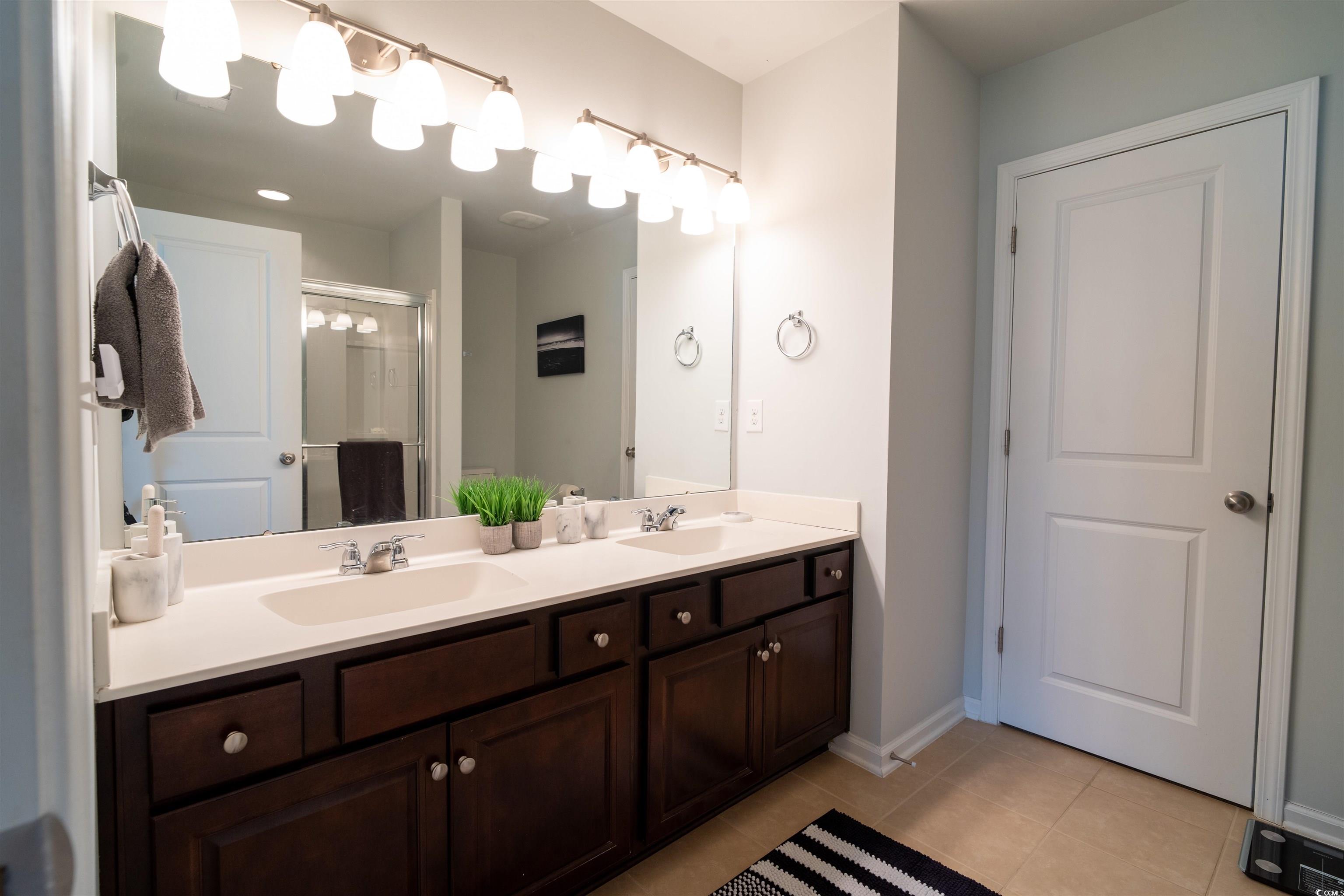 318 Castle Dr. Property Photo 13