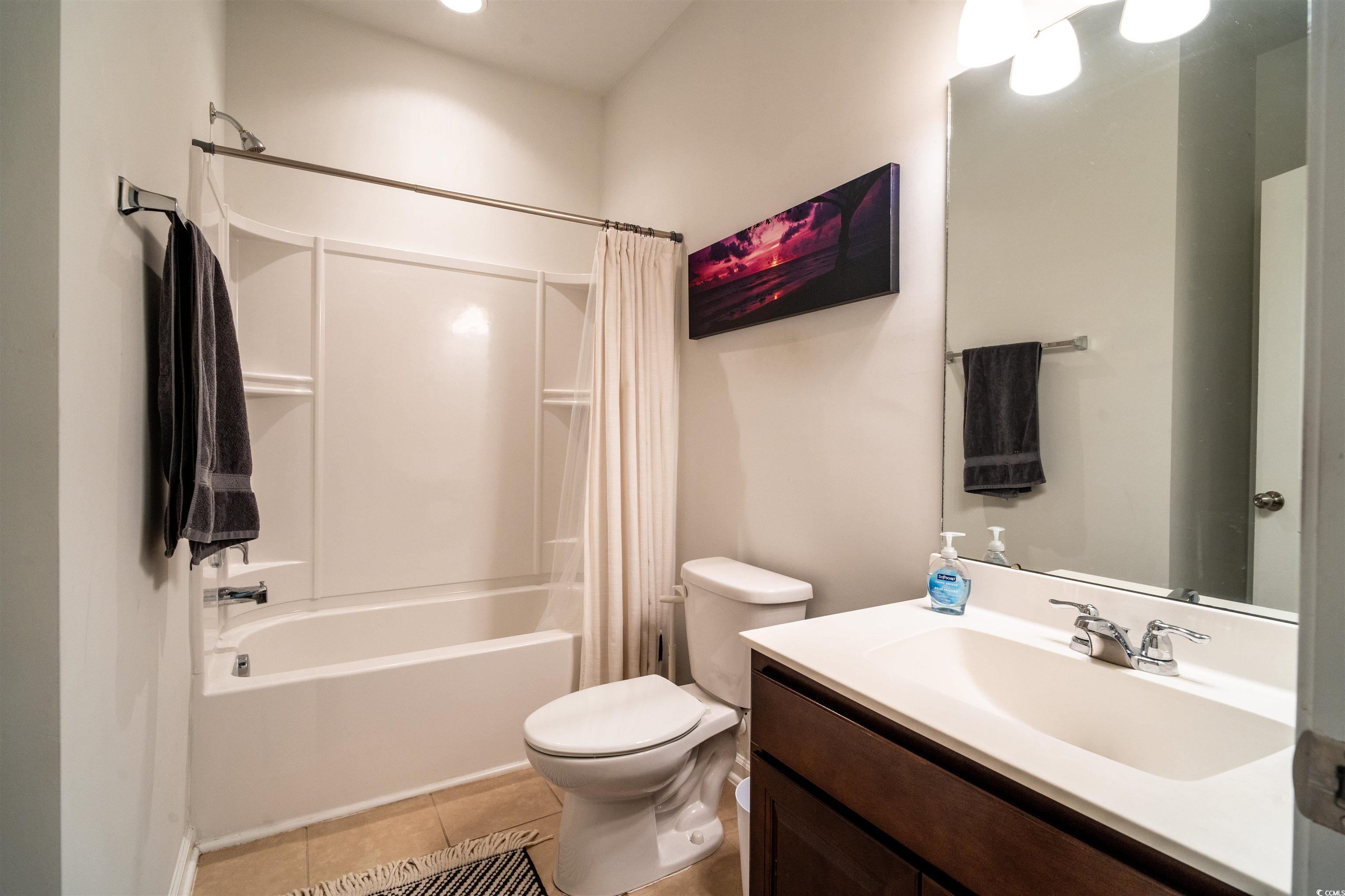 318 Castle Dr. Property Photo 22