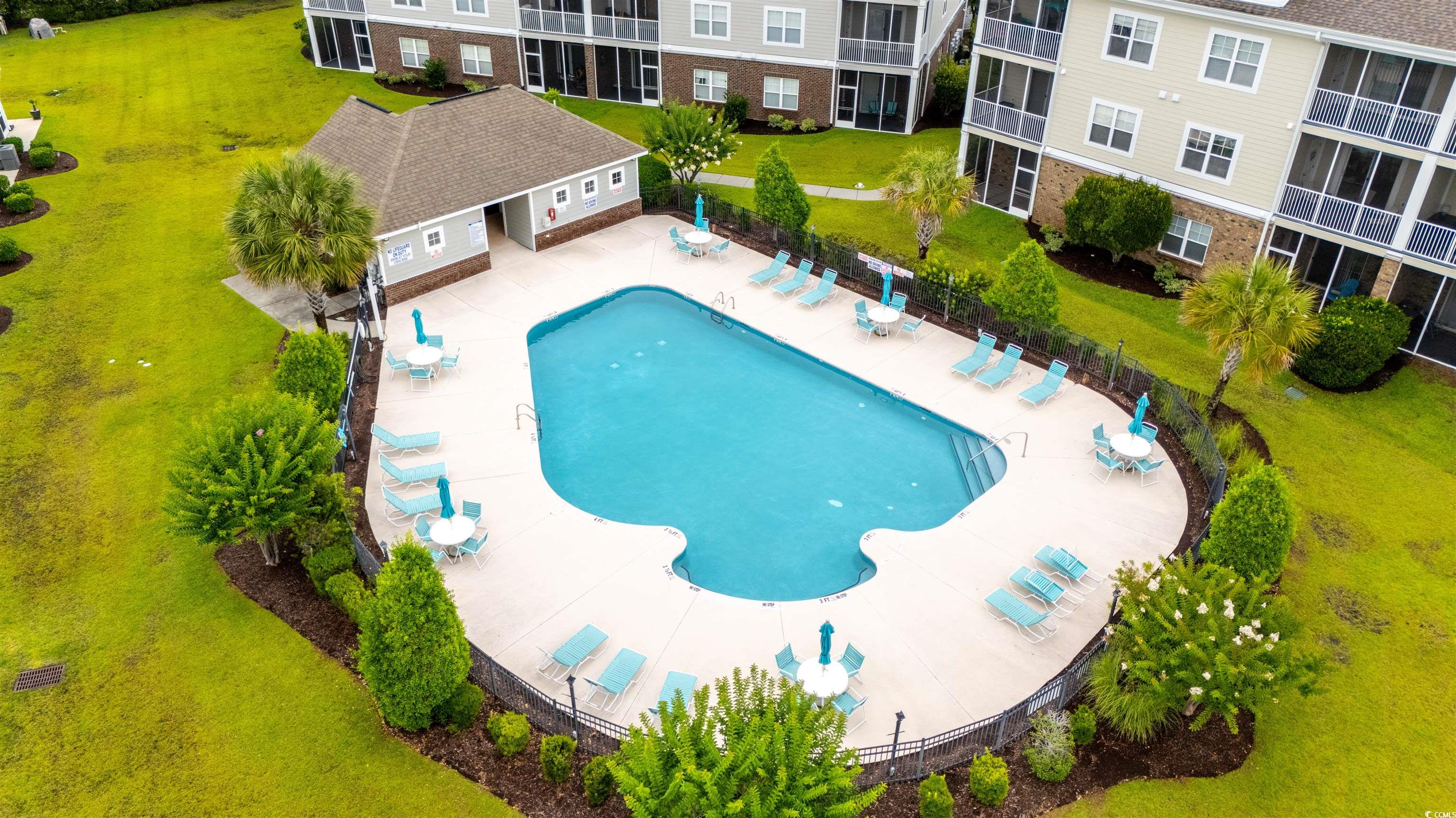 318 Castle Dr. Property Photo 33