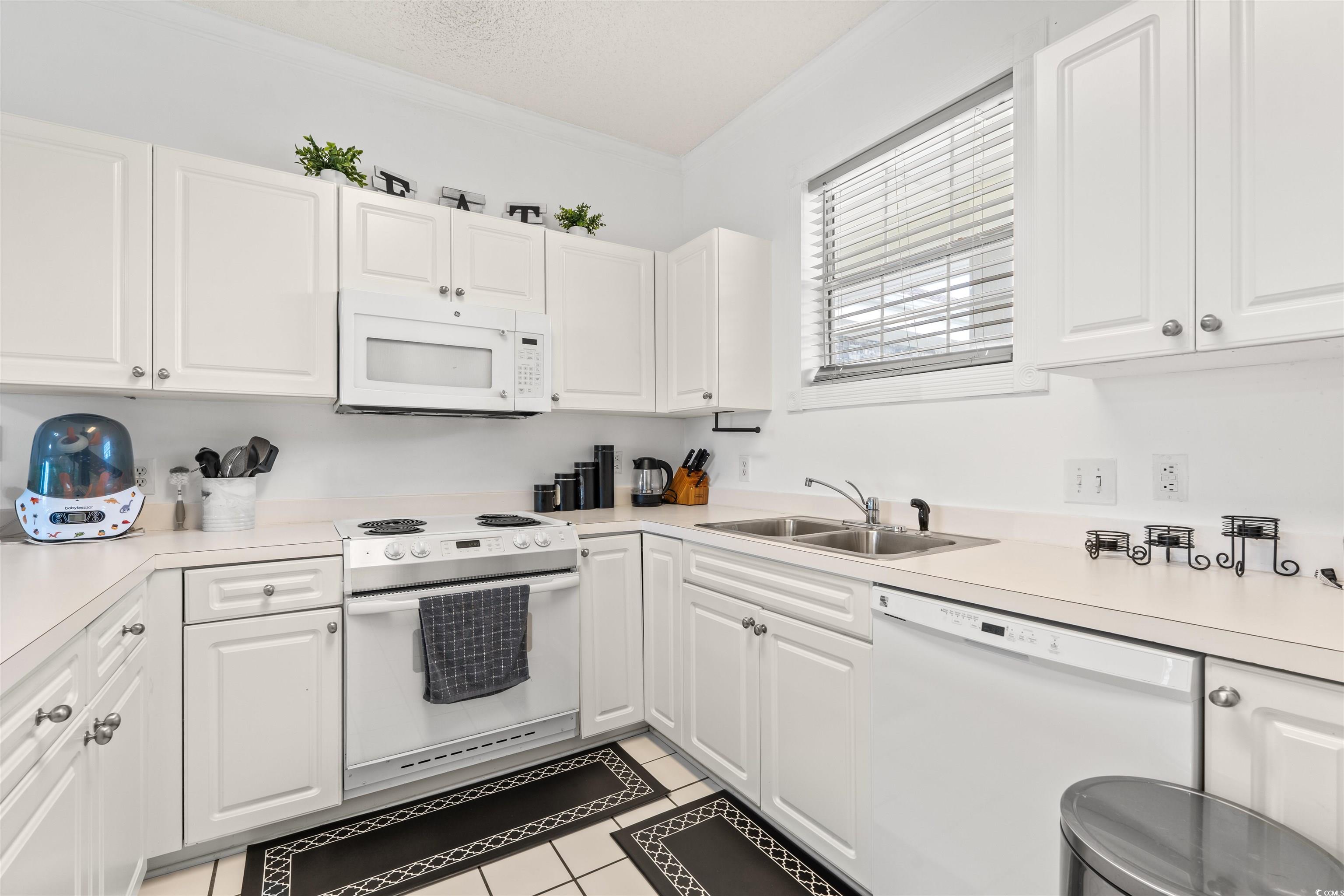 4687 Wild Iris Dr. Property Photo 7