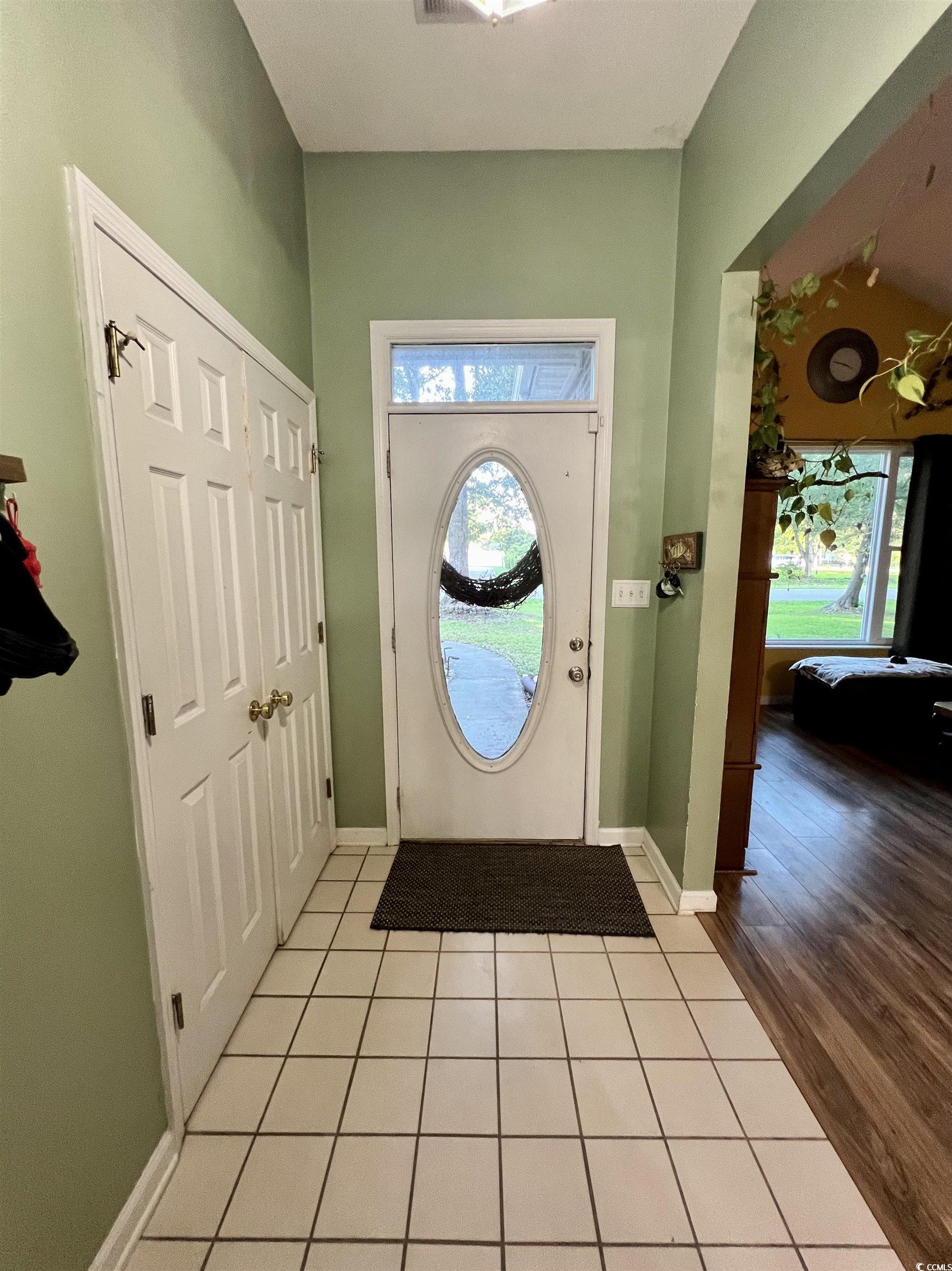 3048 Dewberry Dr. Property Photo 3