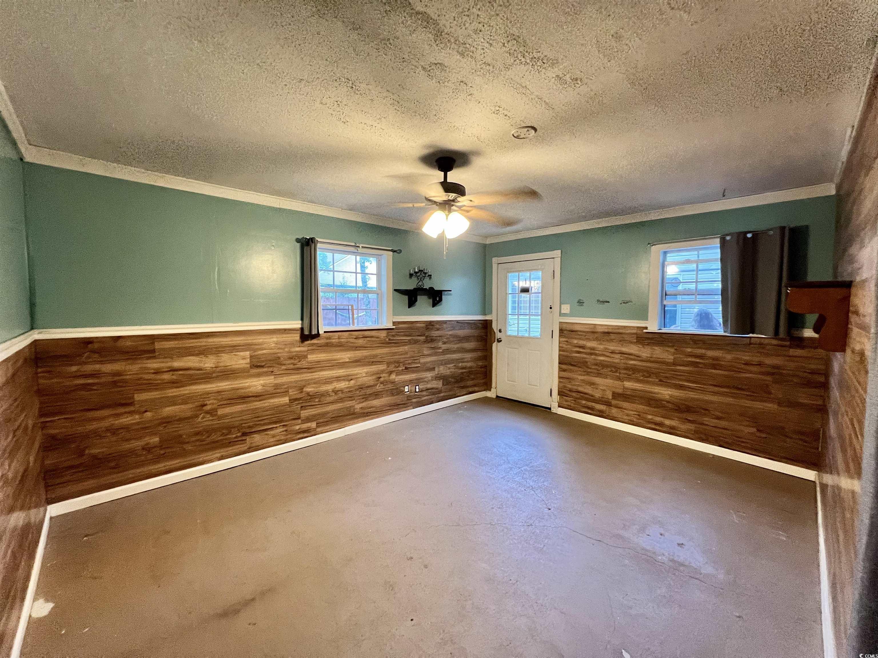 3048 Dewberry Dr. Property Photo 28