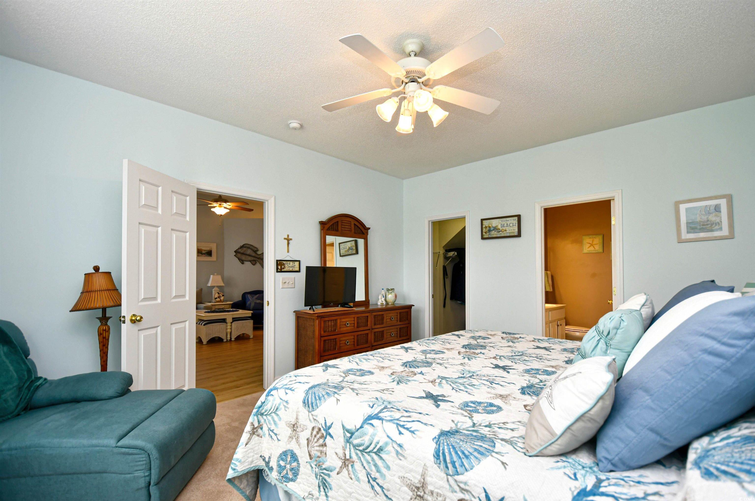6095 Catalina Dr. Property Photo 18
