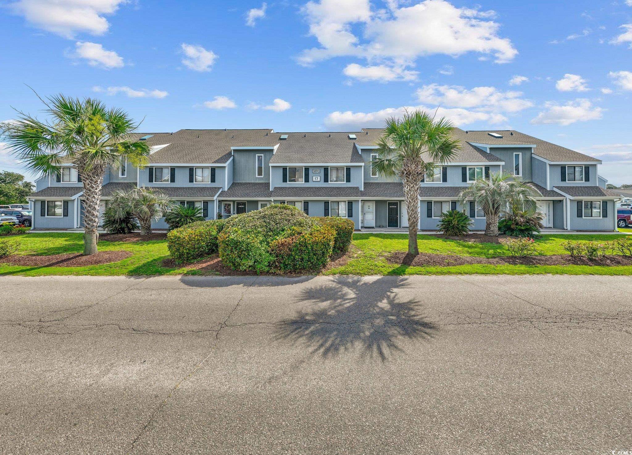 1890 Colony Dr. Property Photo 1