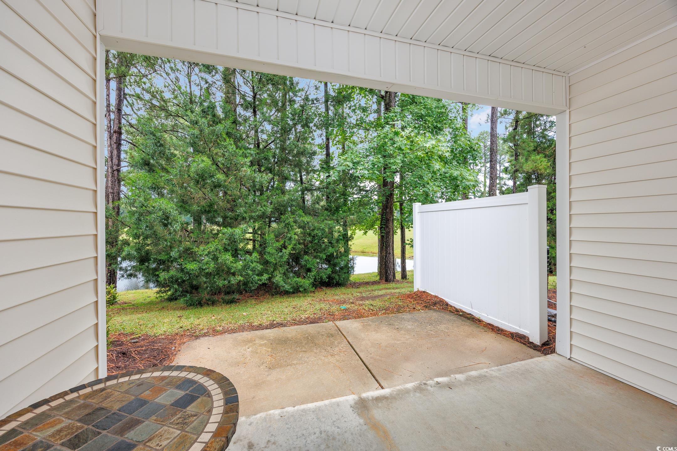 265 Connemara Dr. Property Photo 25