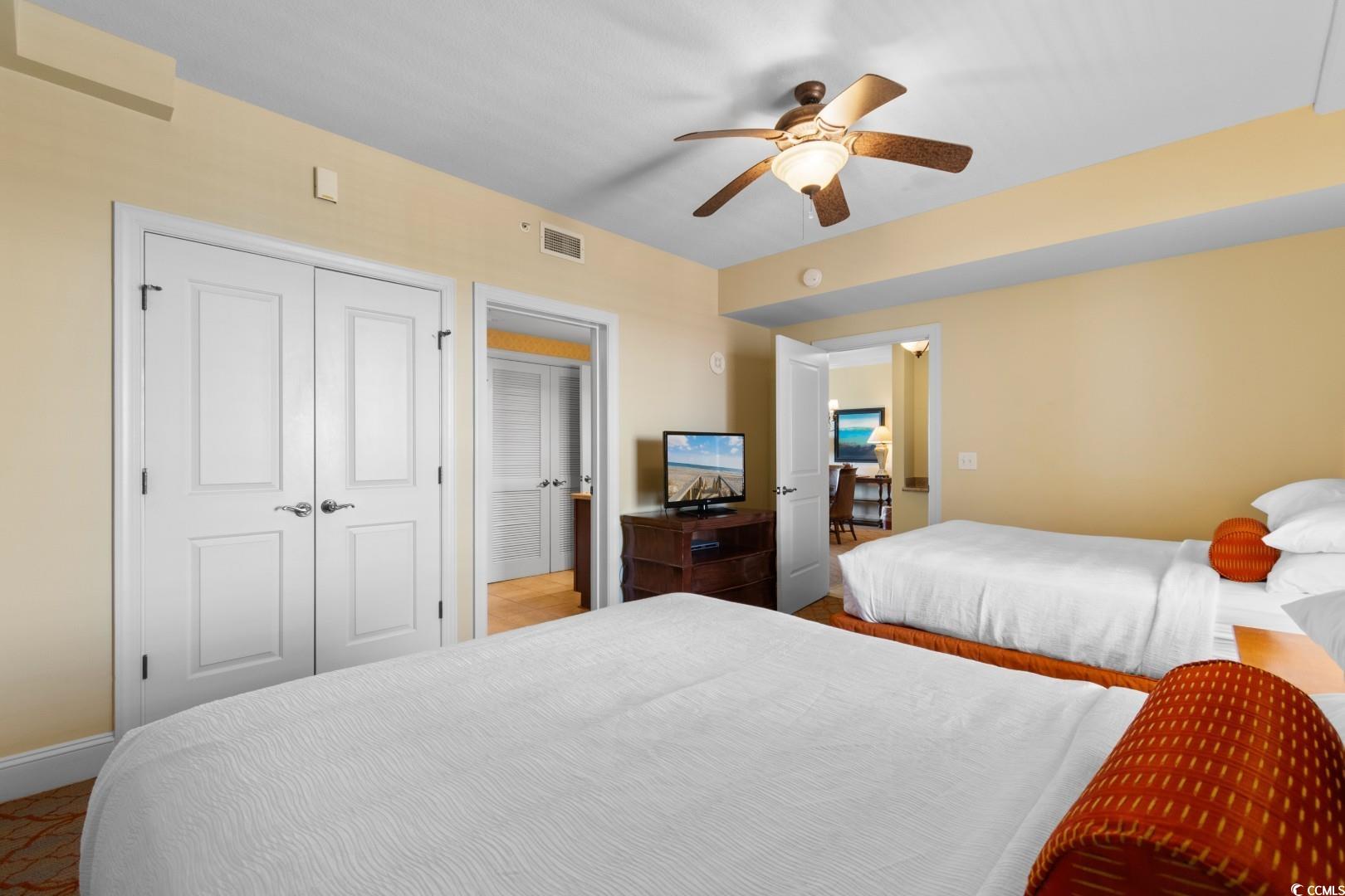 8121 Amalfi Pl. Property Photo 20