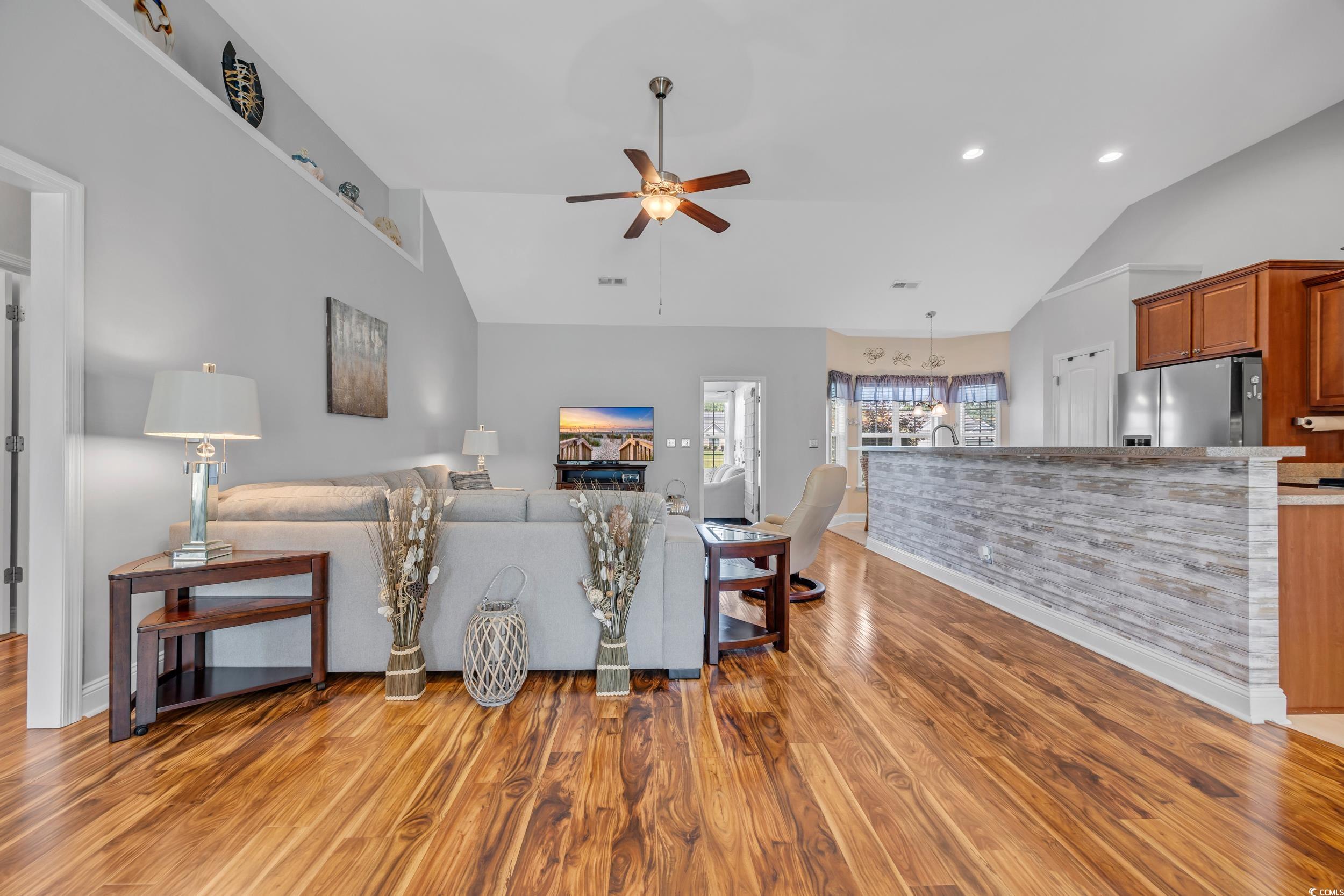605 Fieldwoods Dr. Property Photo 4