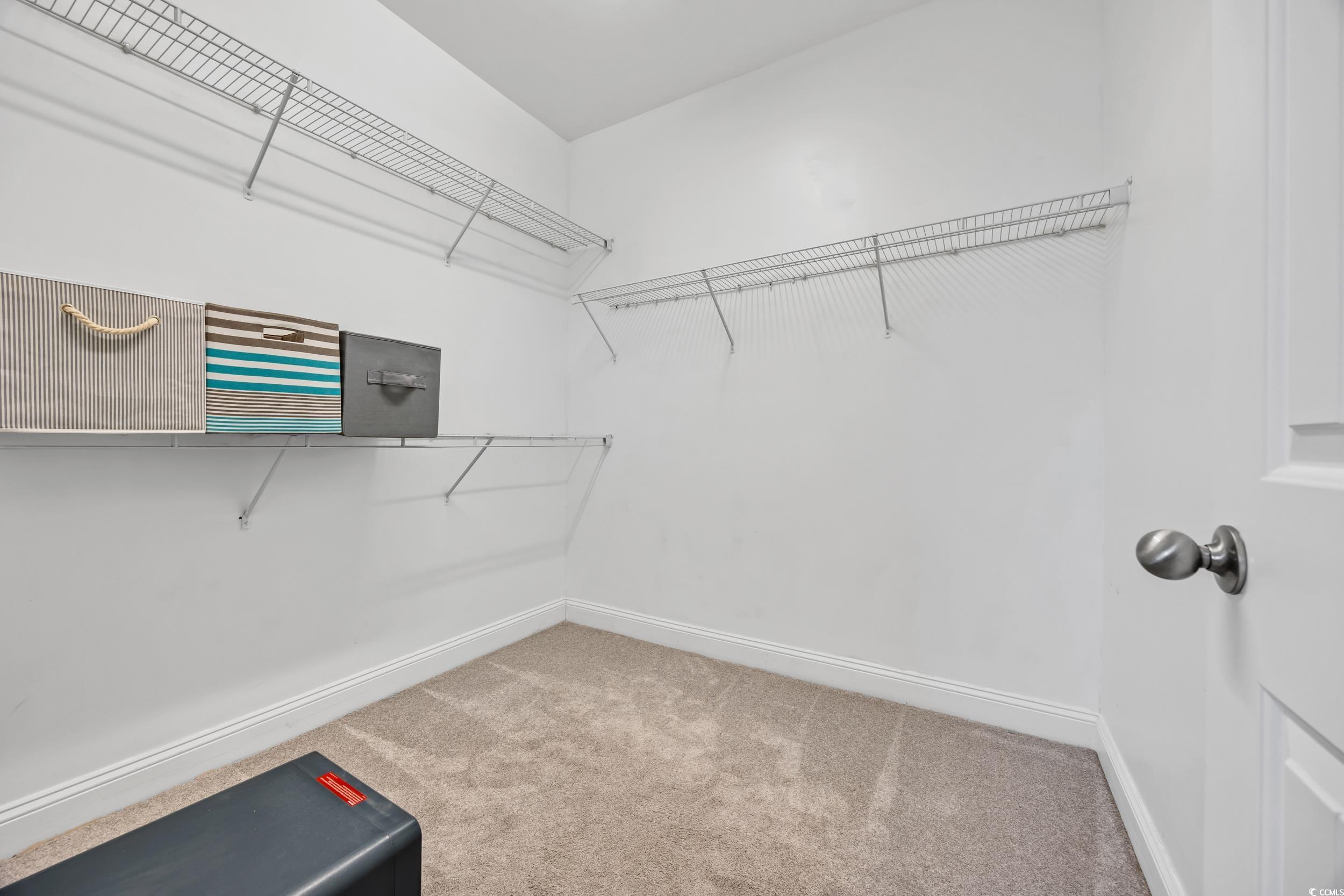 605 Fieldwoods Dr. Property Photo 21