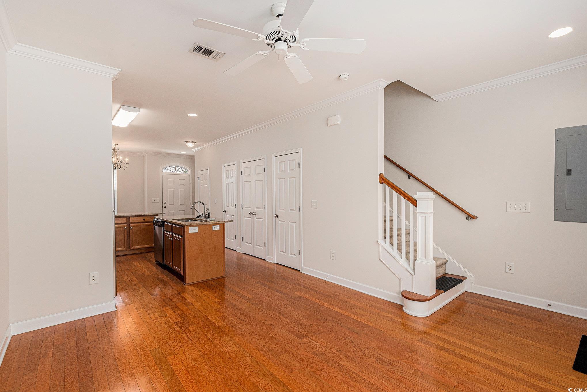 750 Howard Ave. Property Photo 9