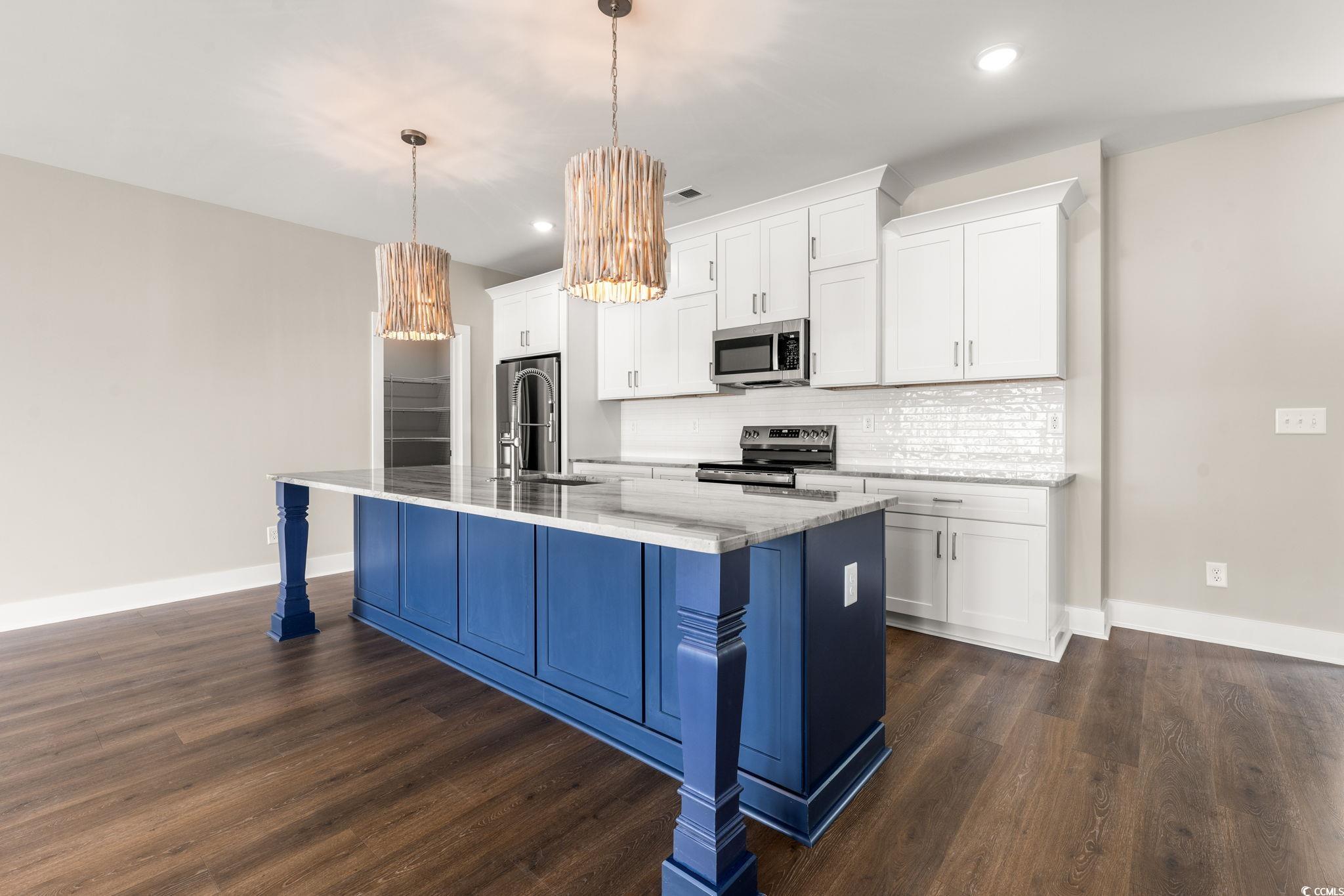 135a Sunset Dr. Property Photo 6