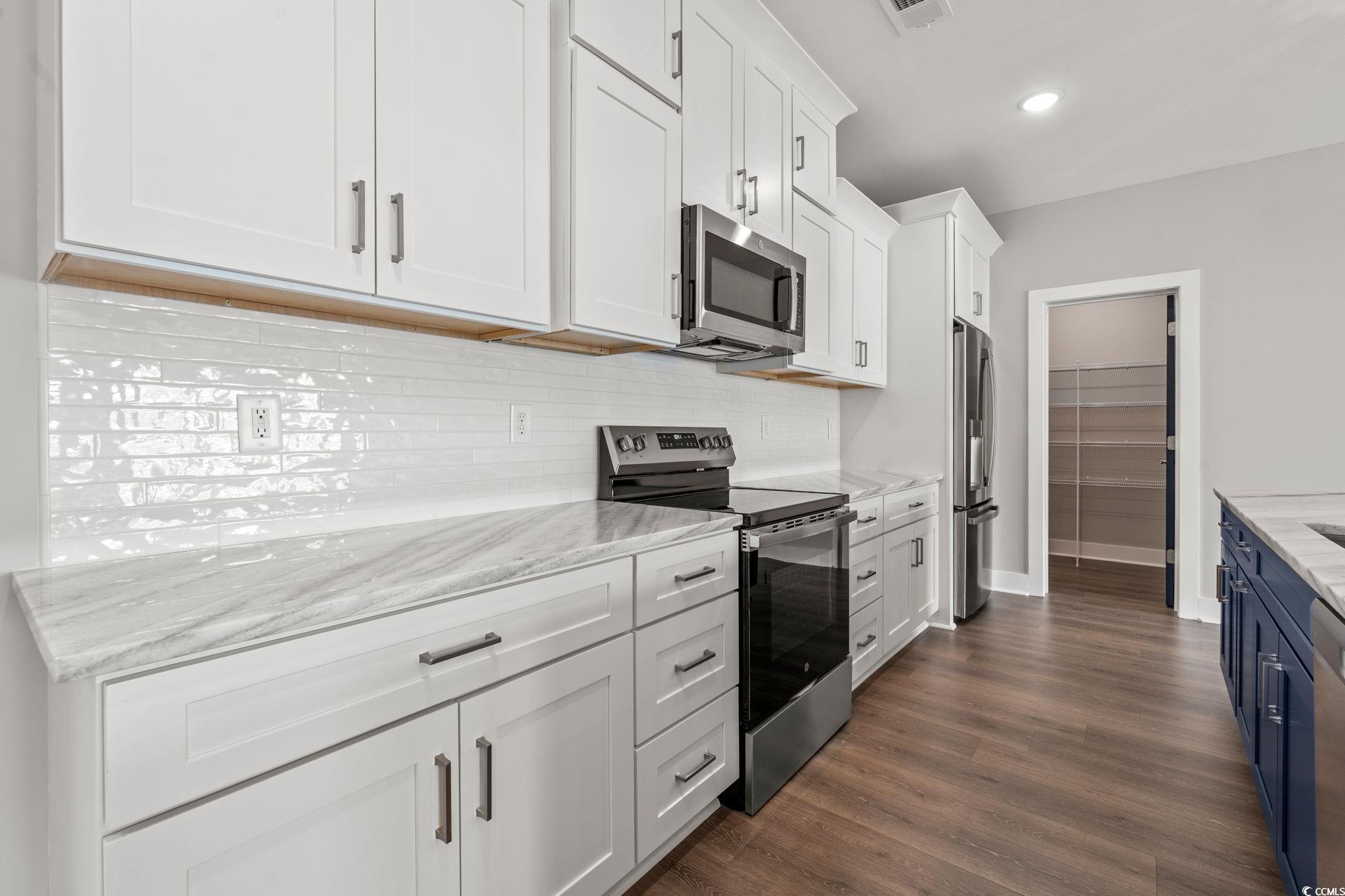 135b Sunset Dr. Property Photo 6