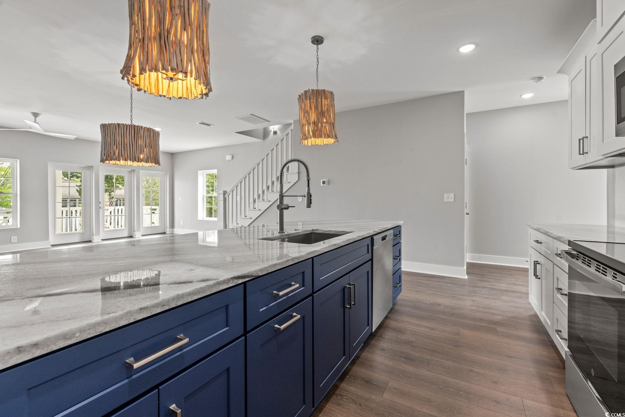 135b Sunset Dr. Property Photo 8