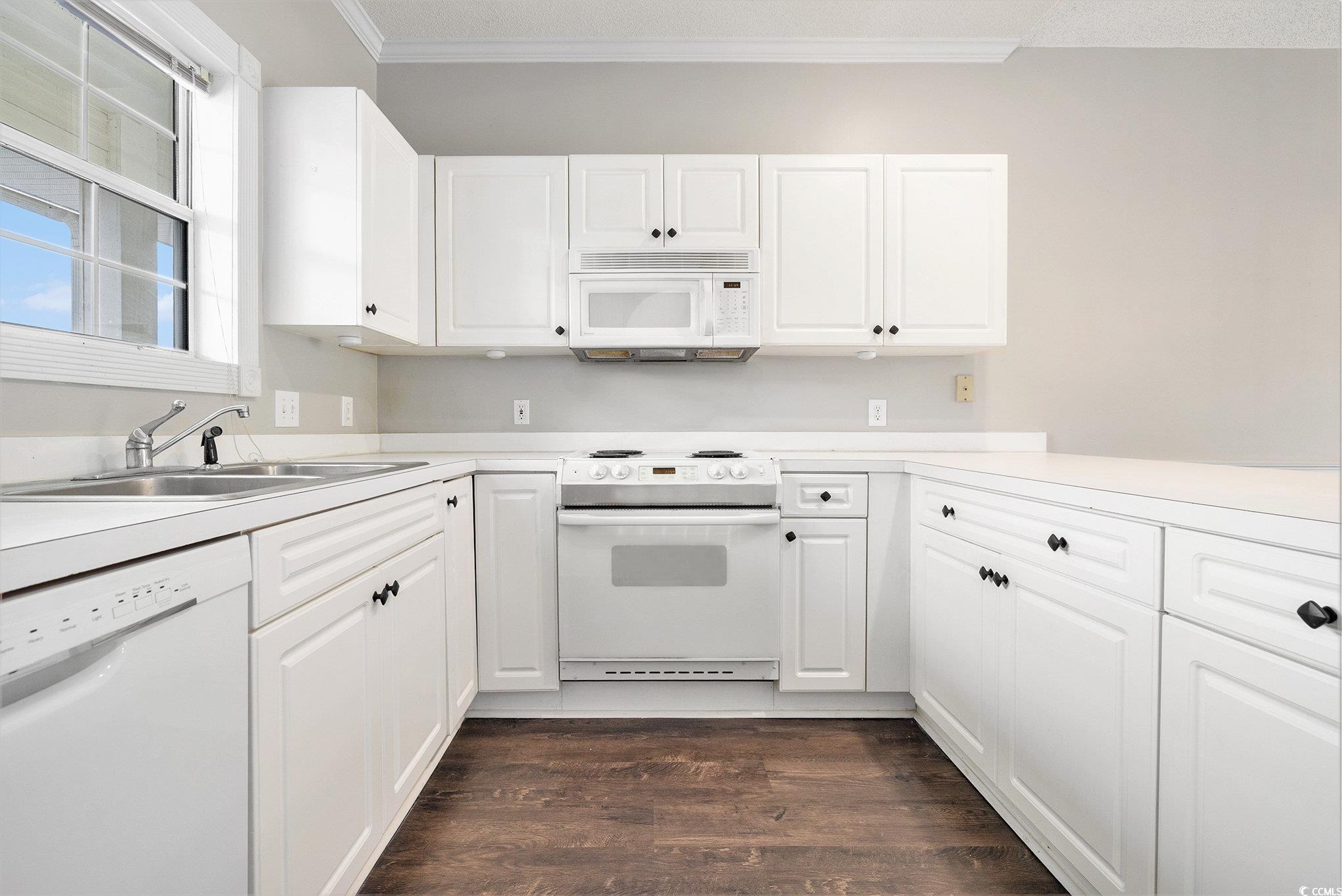 4271 Hibiscus Dr. Property Photo 16