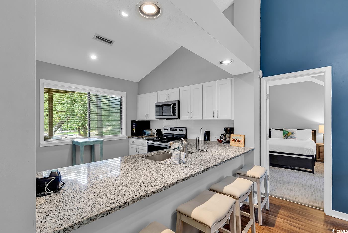 213 Westleton Dr. Property Photo 7