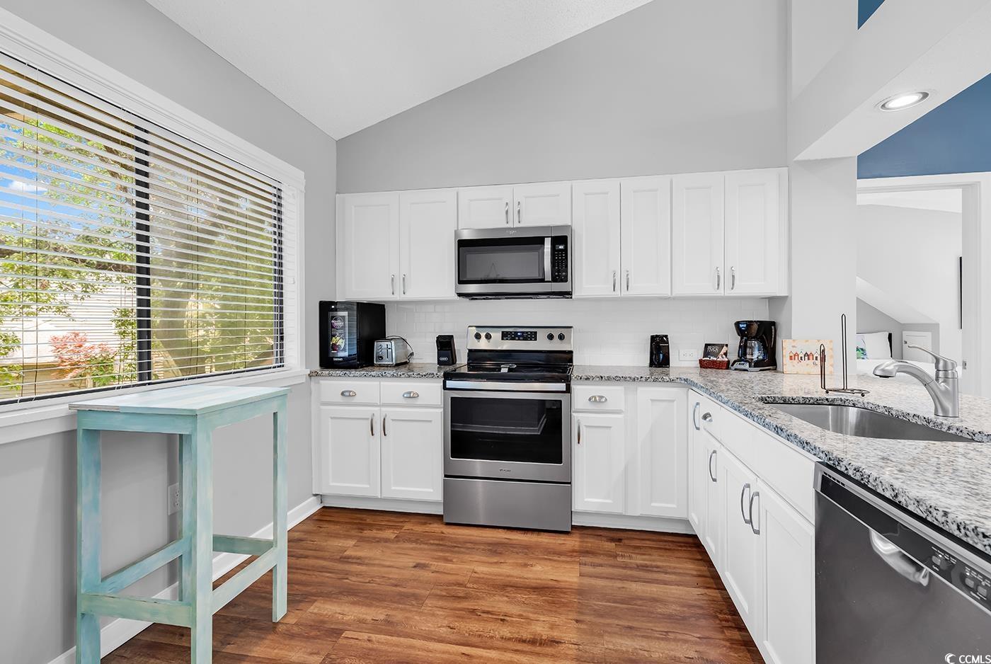 213 Westleton Dr. Property Photo 8