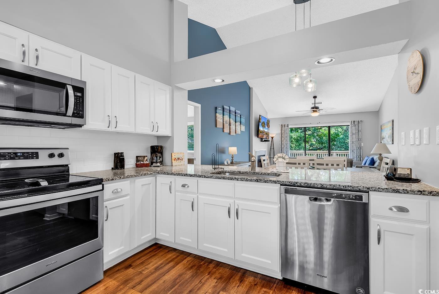 213 Westleton Dr. Property Photo 9