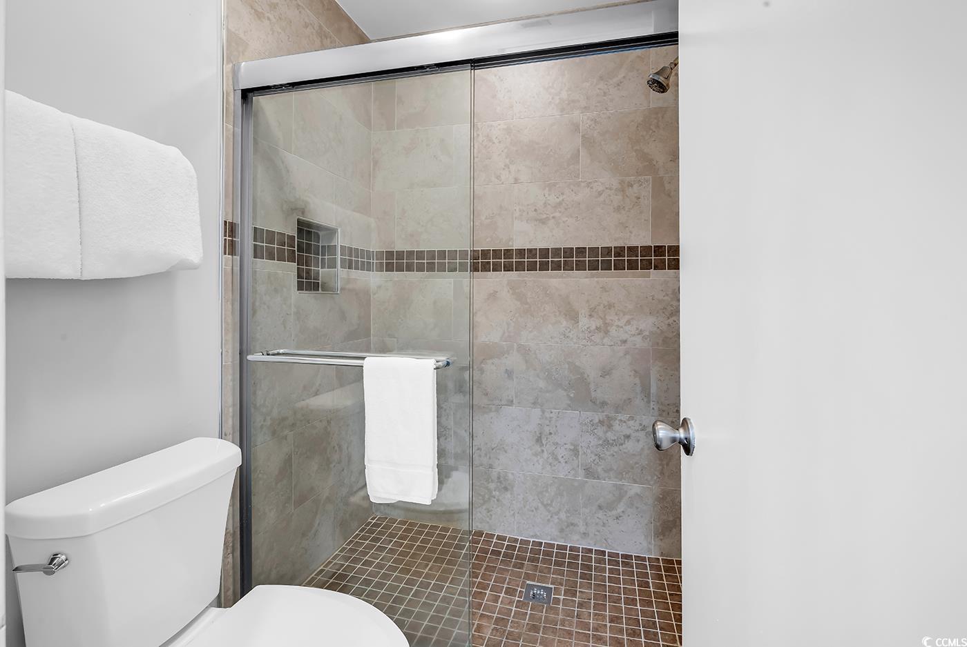 213 Westleton Dr. Property Photo 14