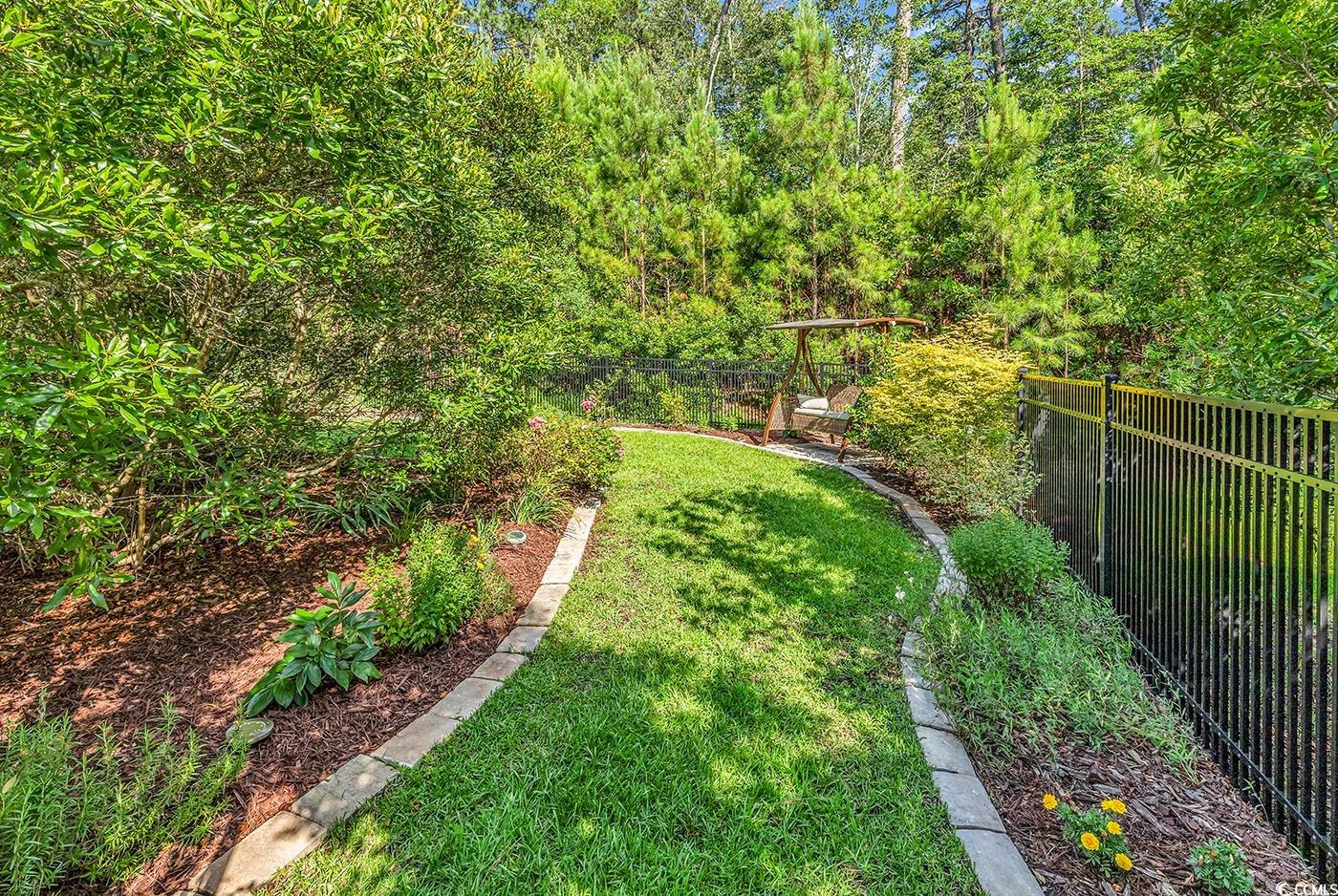 1662 Westminster Dr. Property Photo 34