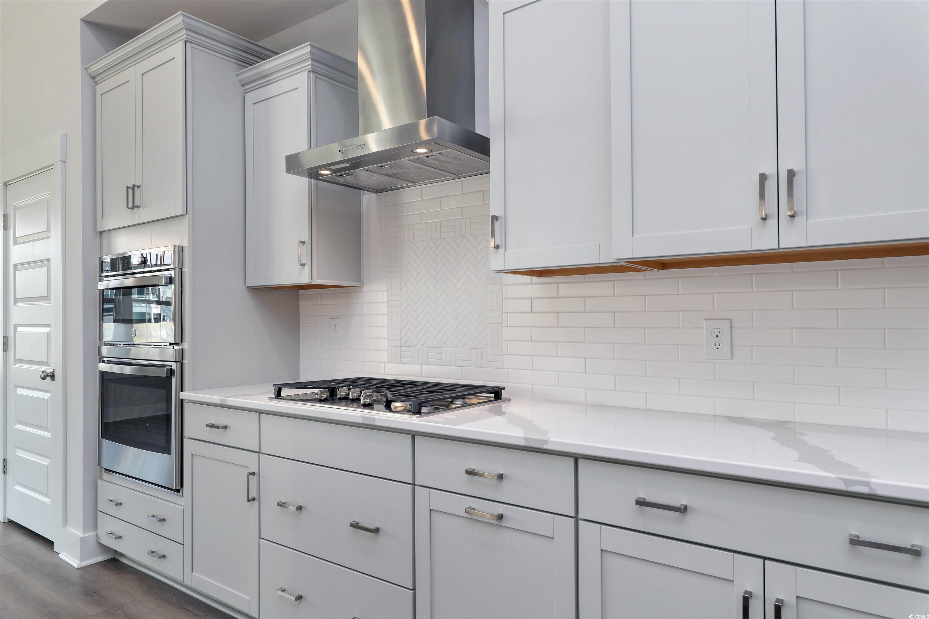 1092 Laconic Dr. Property Photo 6