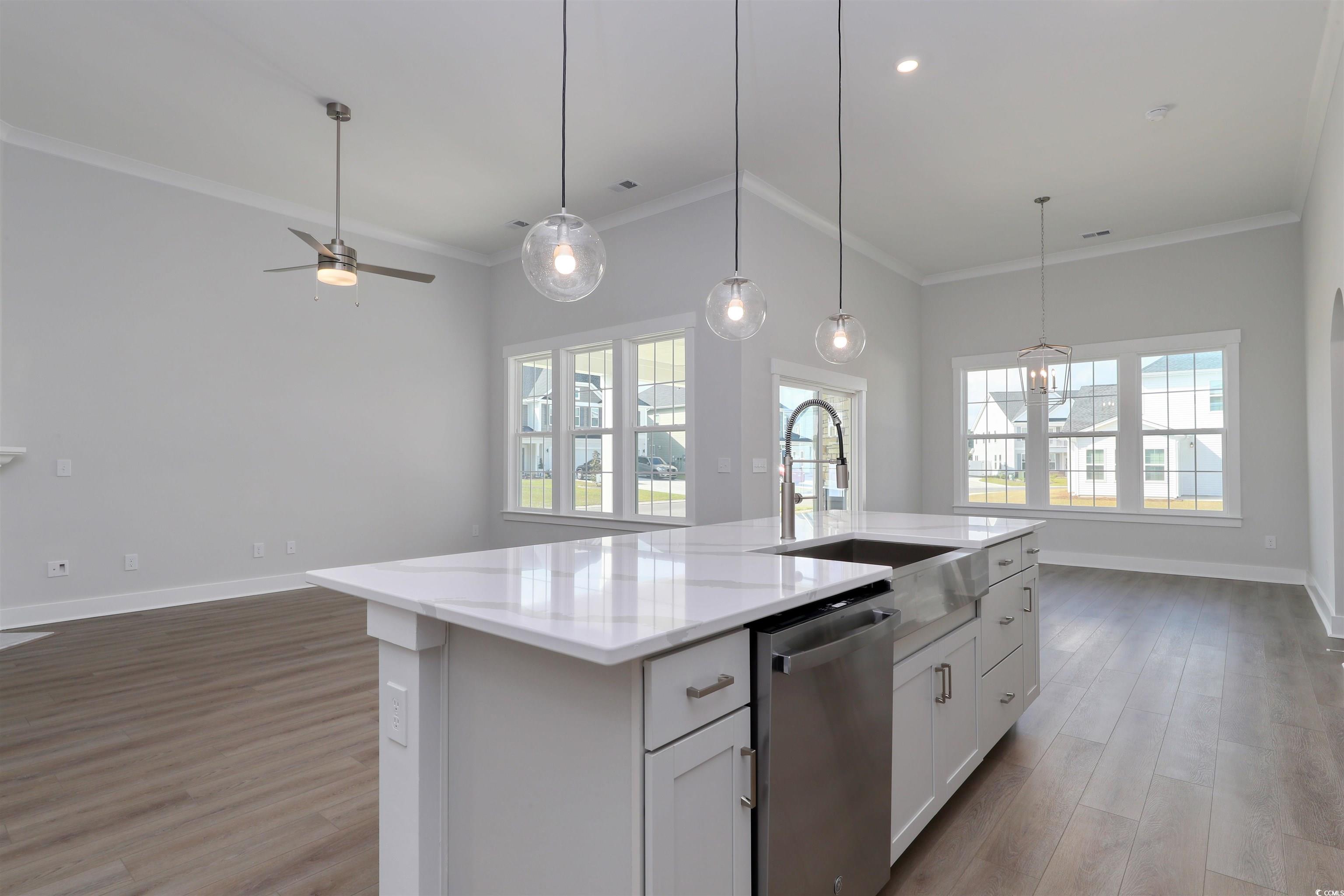 1092 Laconic Dr. Property Photo 7