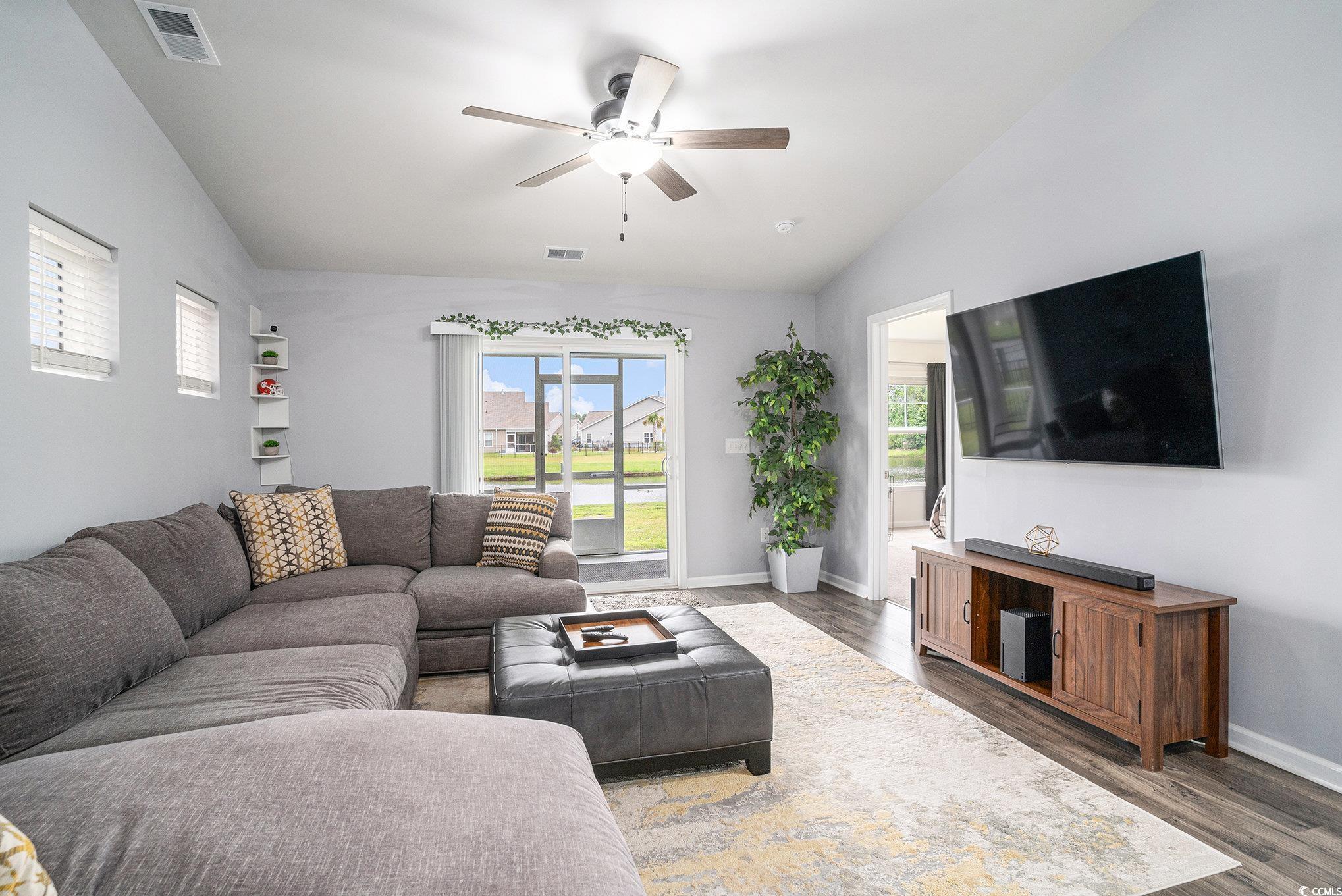 1807 Berkley Village Loop Property Photo 9