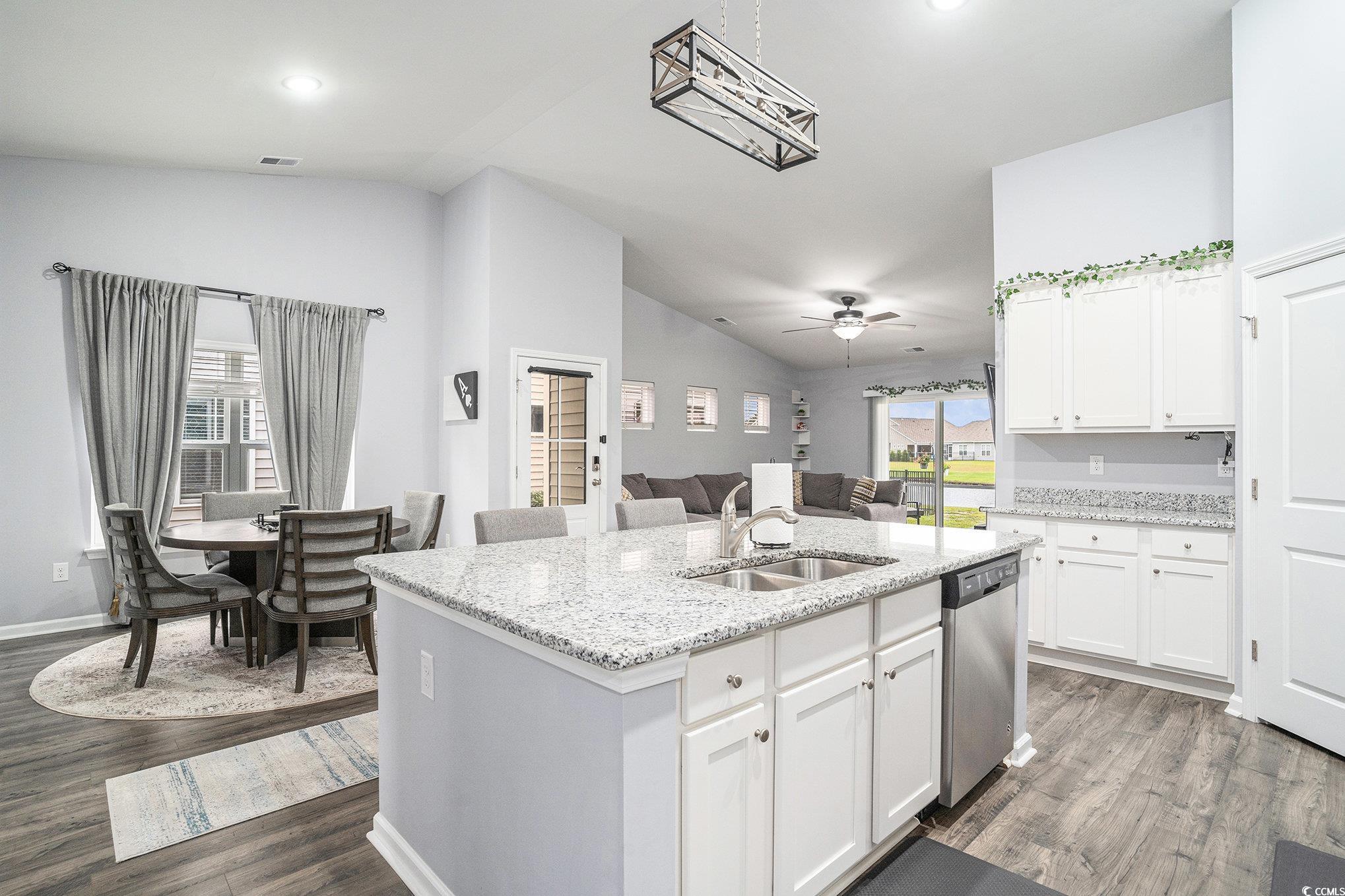 1807 Berkley Village Loop Property Photo 15