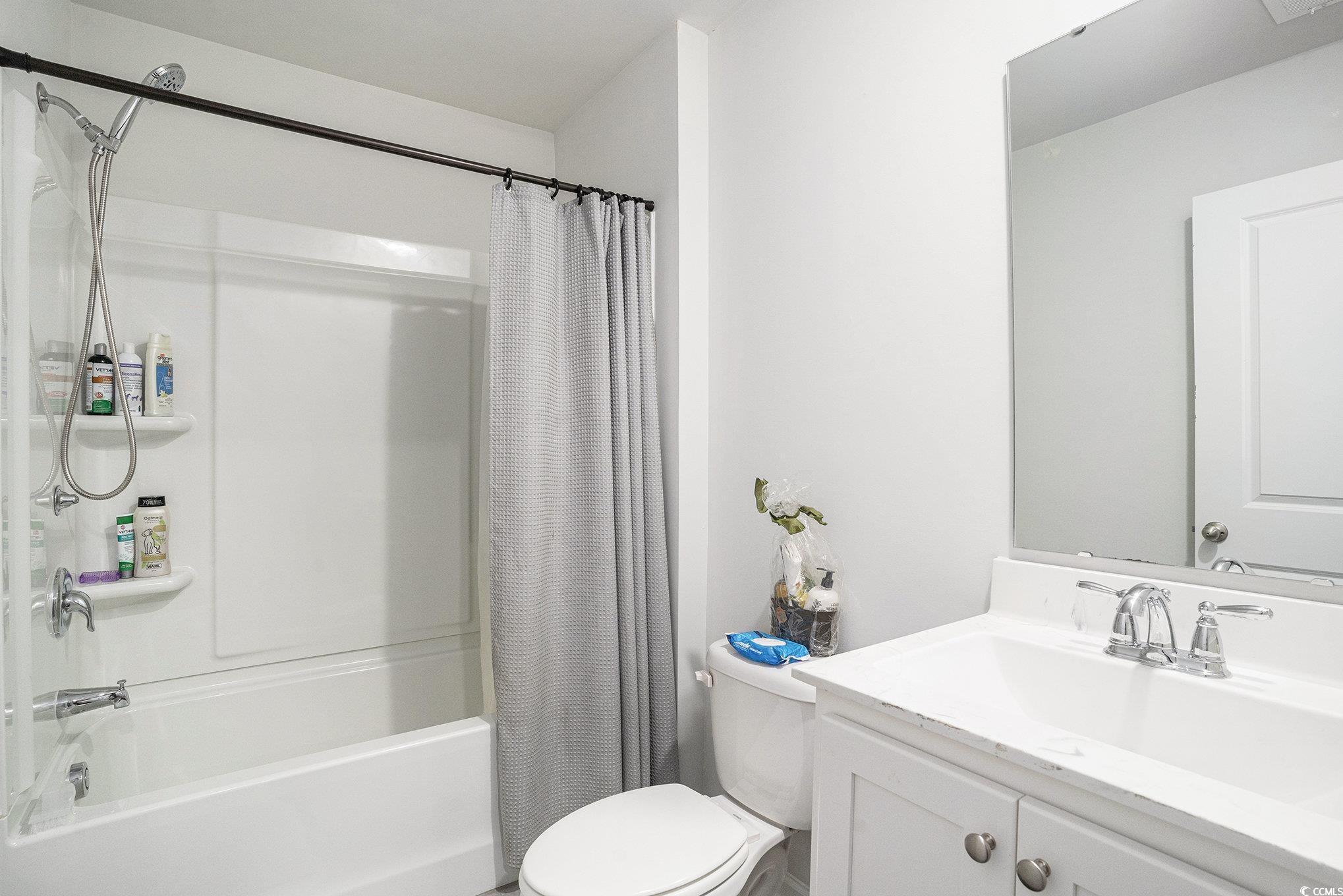 1807 Berkley Village Loop Property Photo 22