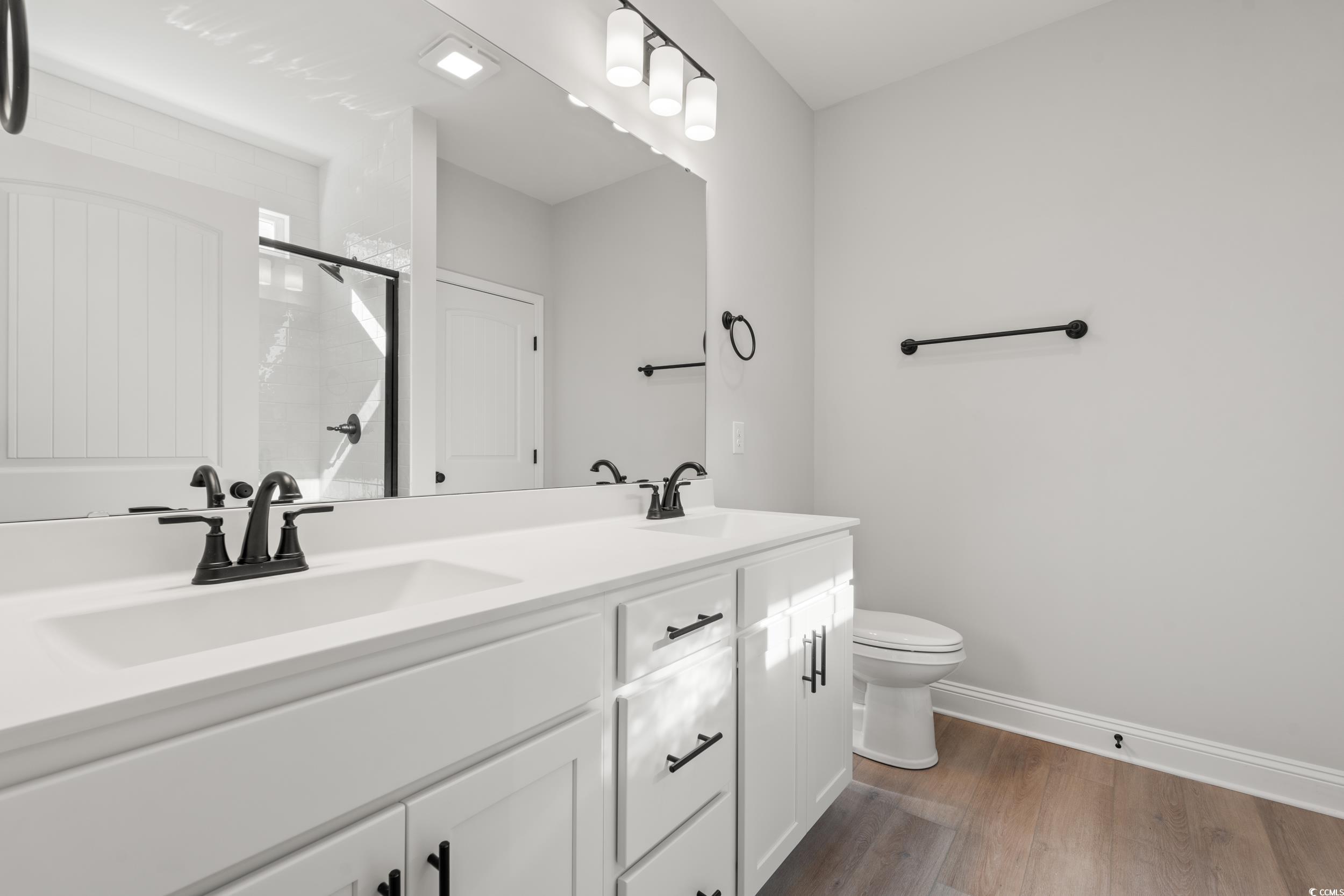 68 Henderson Way Property Photo 13