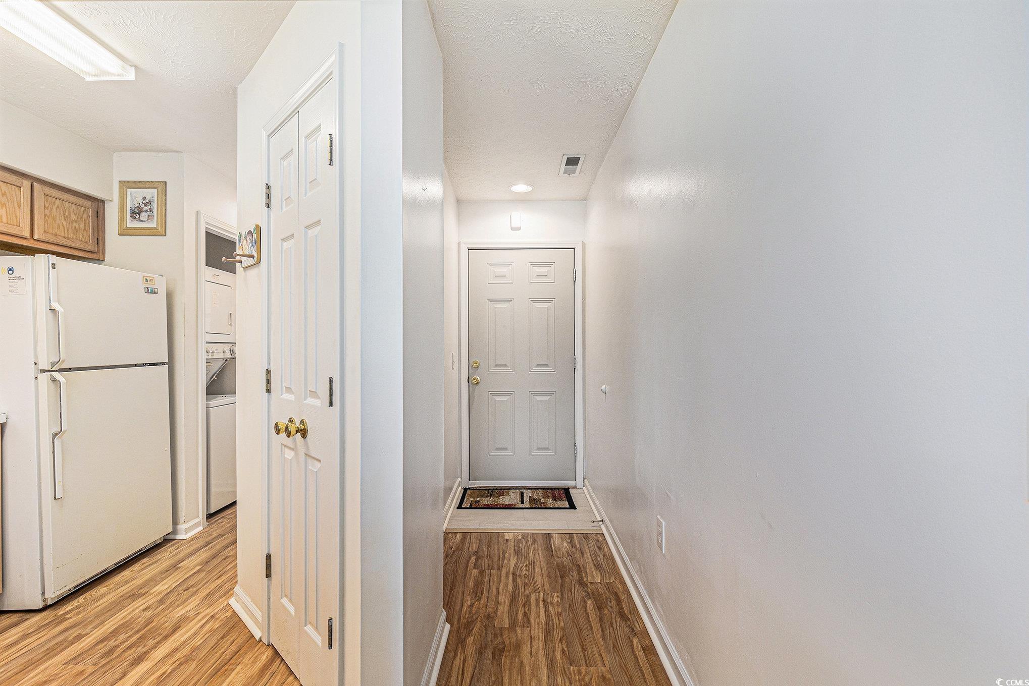 537 White River Dr. Property Photo 10