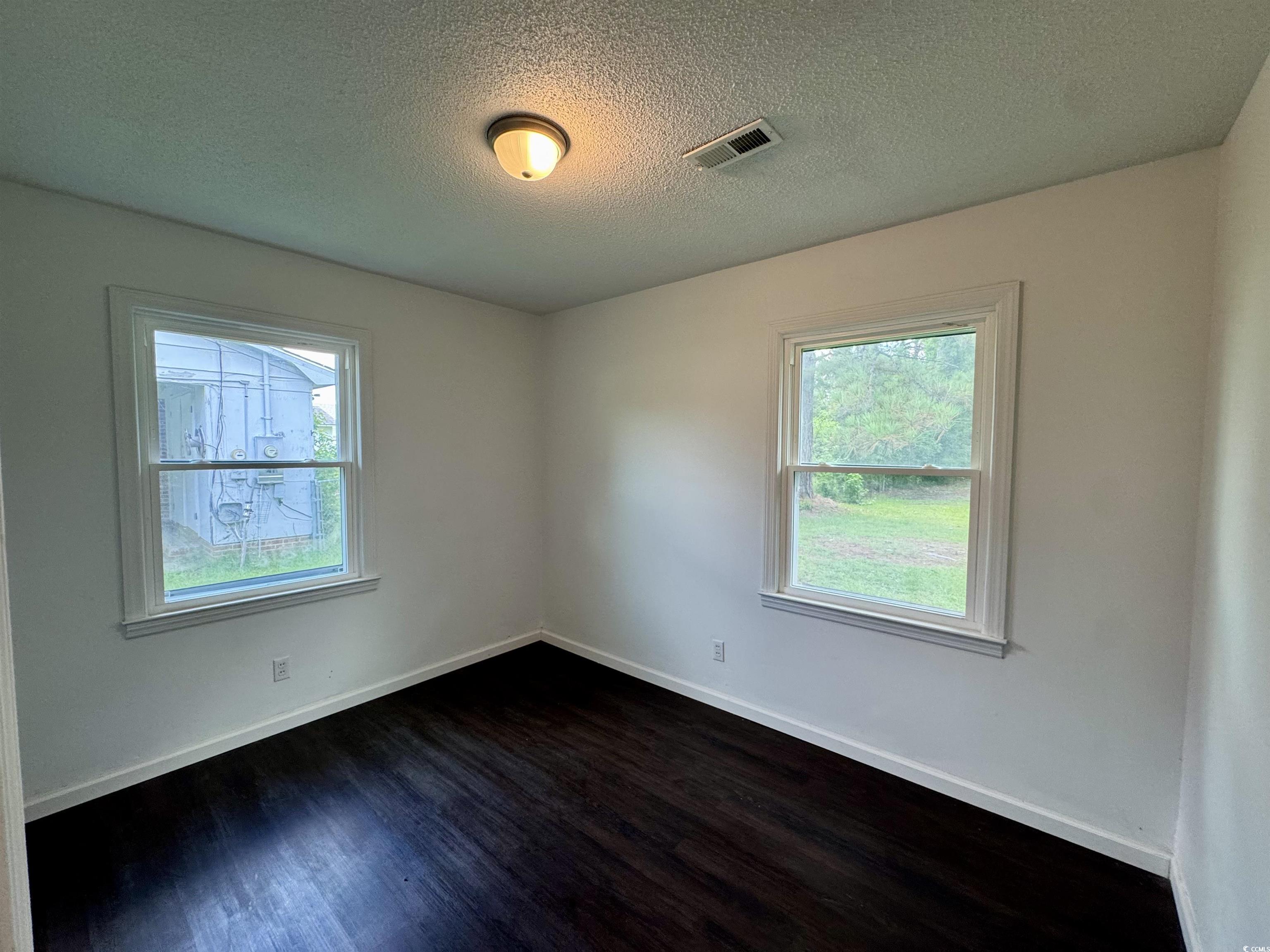 109 S Maple Ave. Property Photo 7