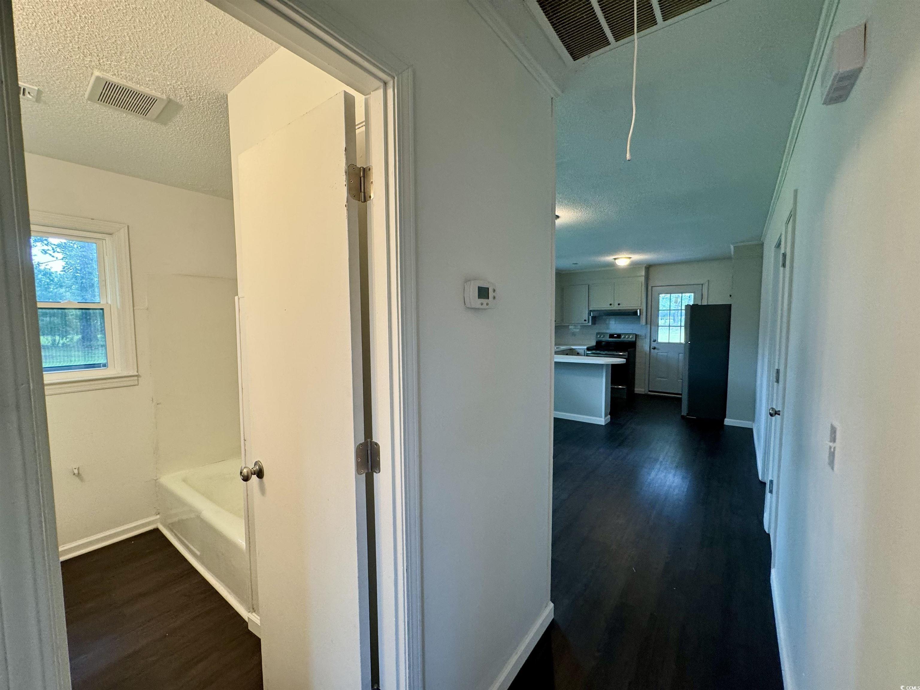 109 S Maple Ave. Property Photo 8