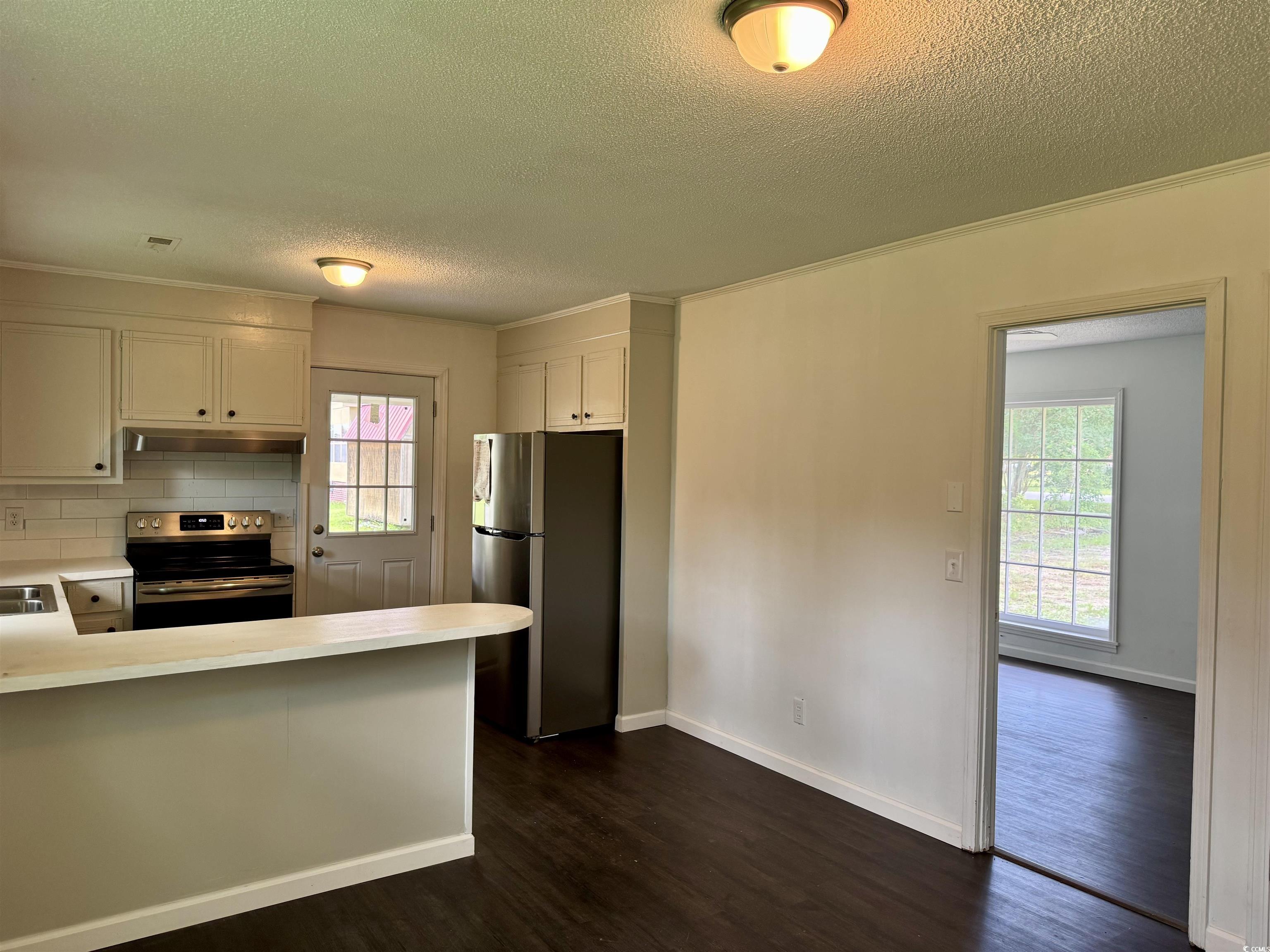 109 S Maple Ave. Property Photo 17