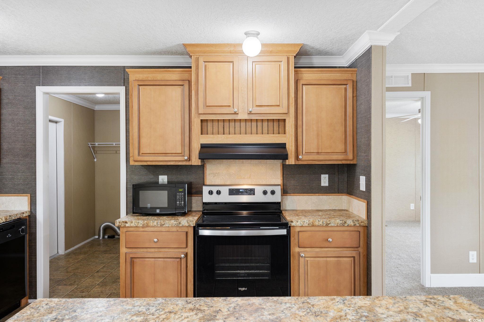 127 Quail Run Rd. Property Photo 9