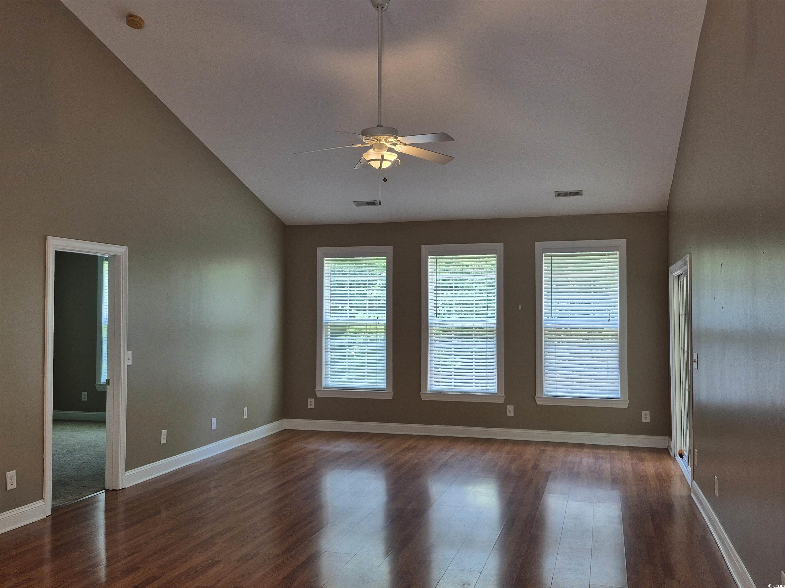 244 Colby Ct. Property Photo 3